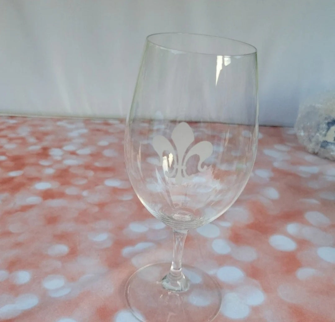 Riedel Wine Glass with Fleur De Lis 8 oz (107)
