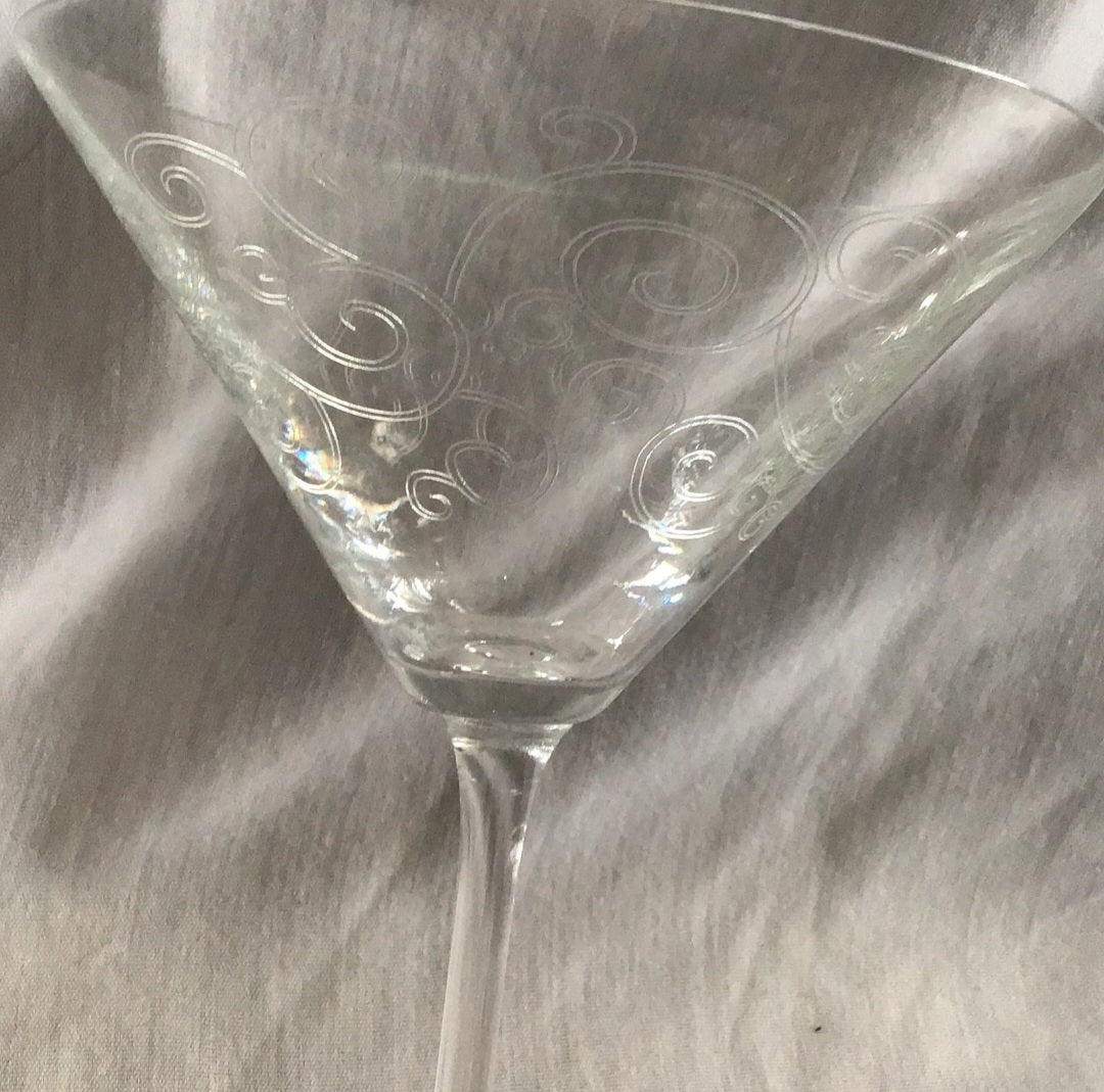 Cocktail Glasses with etched Swirls