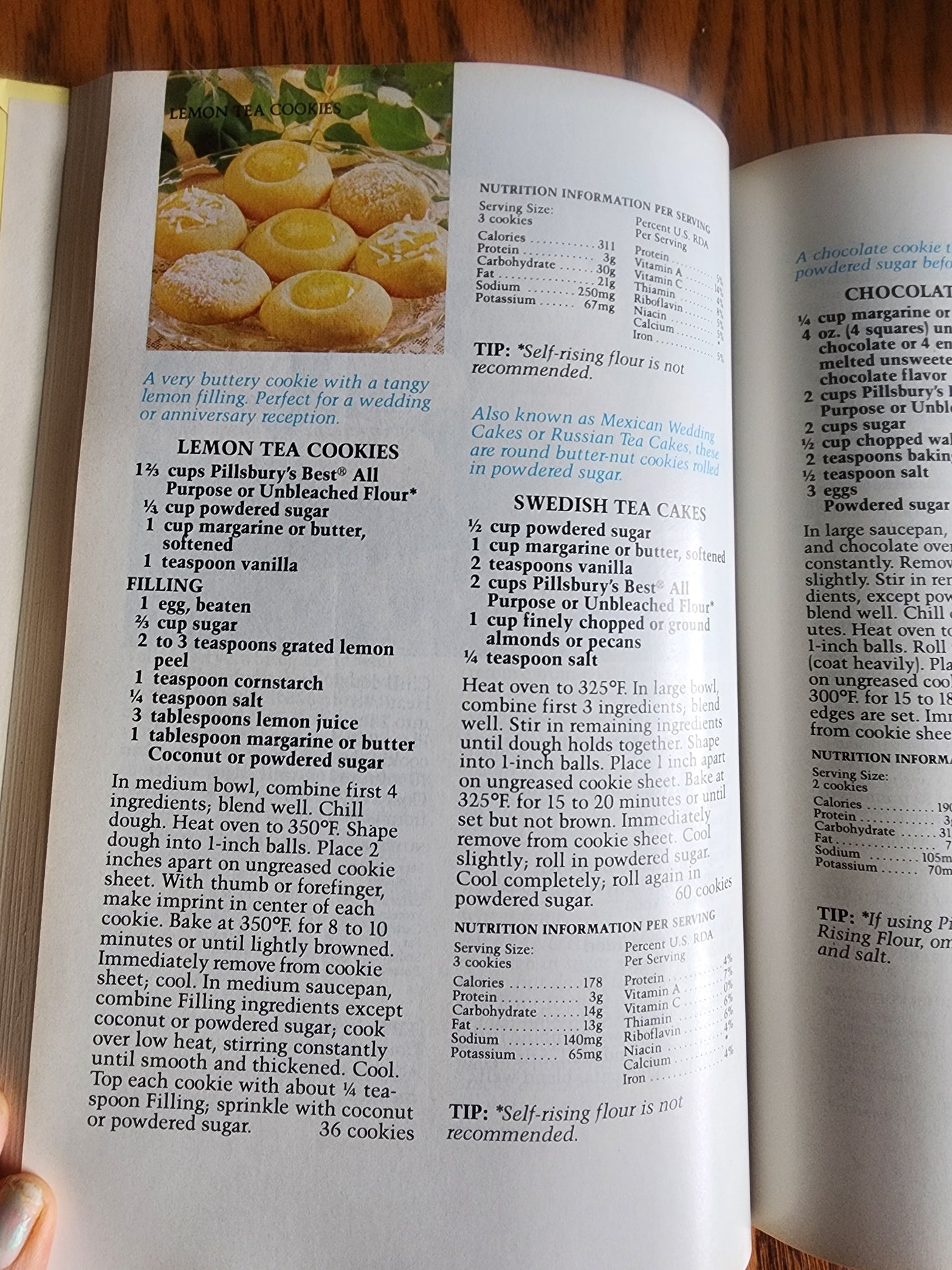 Vintage Pillsbury Kitchens Family Cookbook 1987 Hardcover