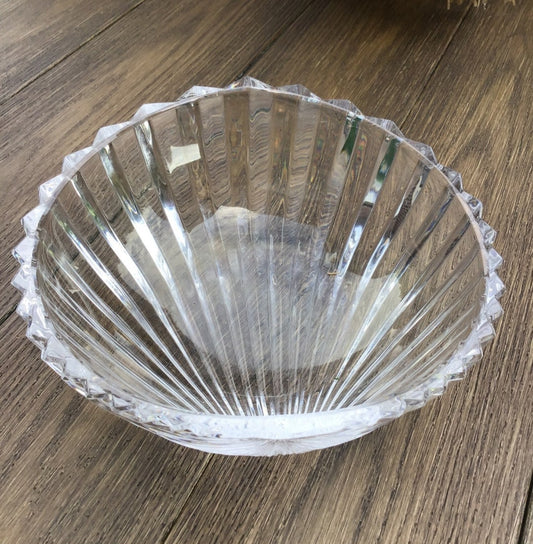 Scalloped Shell Bowl - Candy Dish, Serving, Decor - 8.5" x 9"