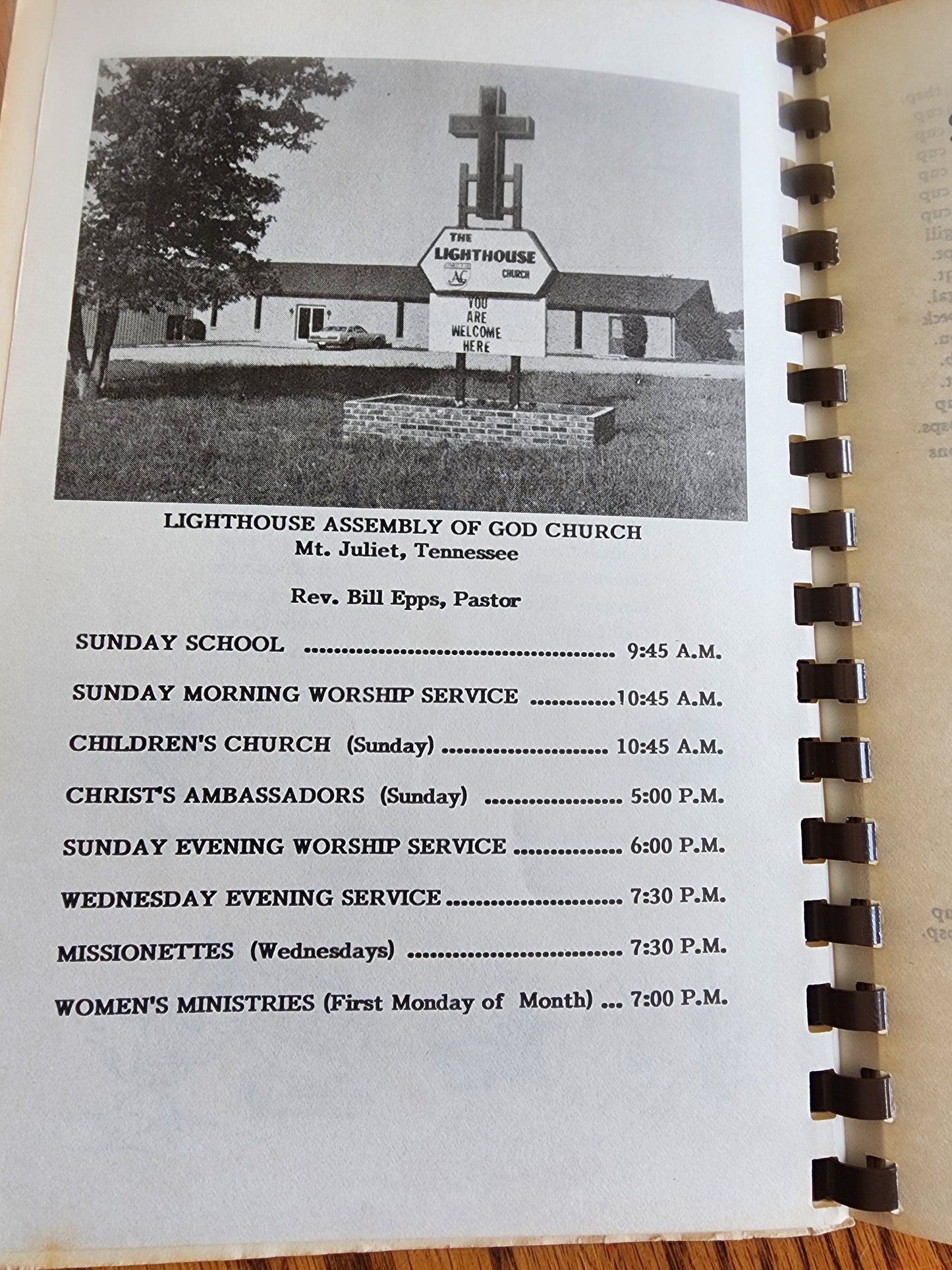 Vintage Assembly of God Church Cookbook in Mt. Juliet, Tn. 1983 Favorite Recipes