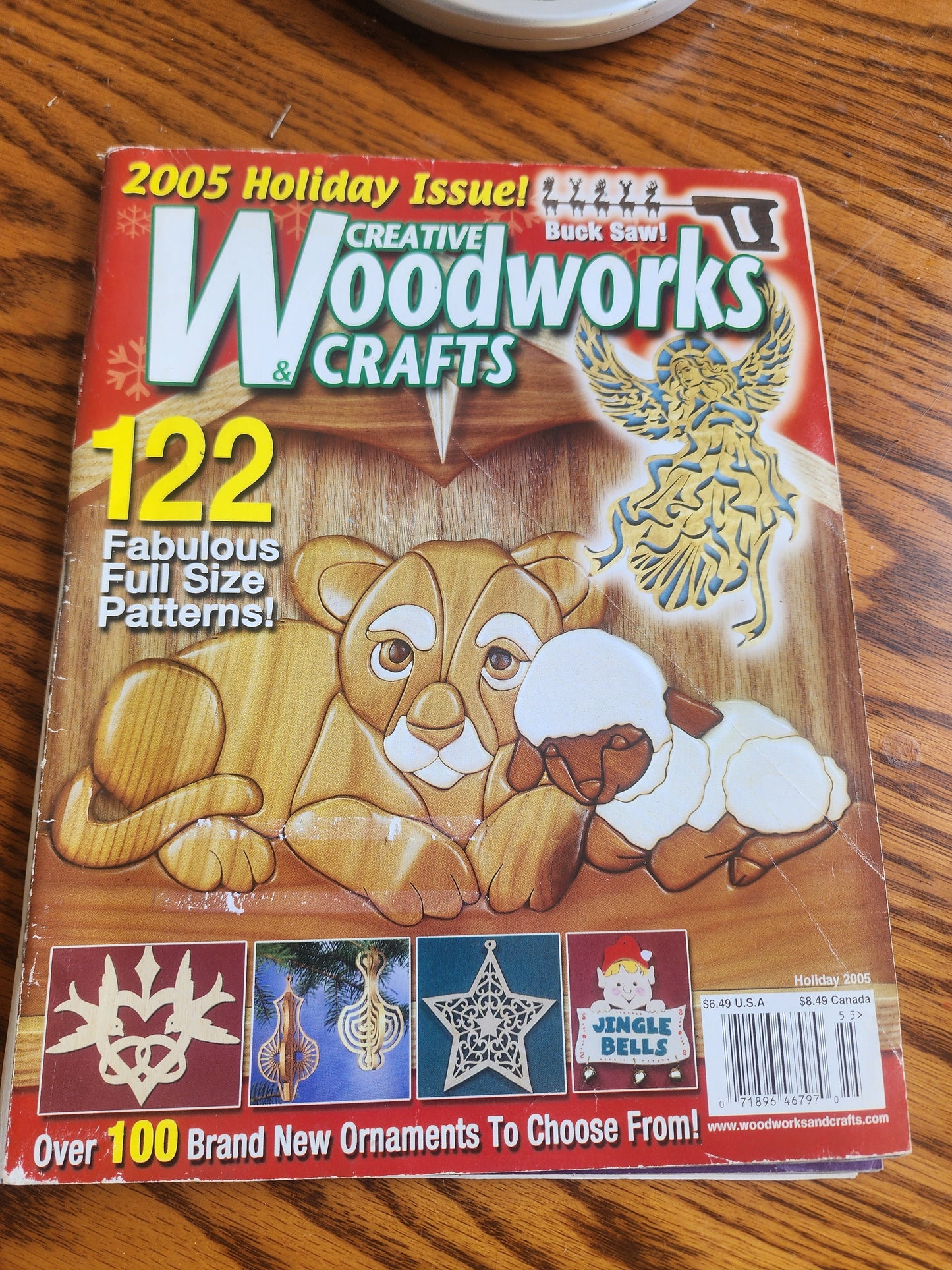 Holiday 2005 Issue of Creative Woodworks & Crafts book Issue #122  Christmas