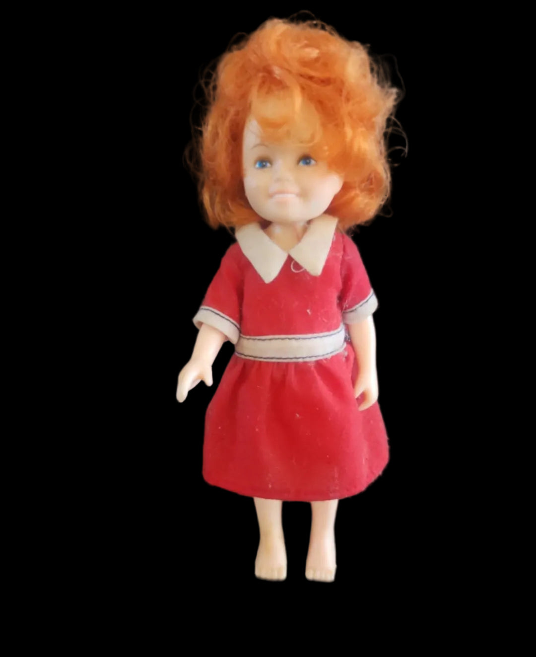 Little Orphan Annie doll by Knickerbocker Toys from 1982. 6"