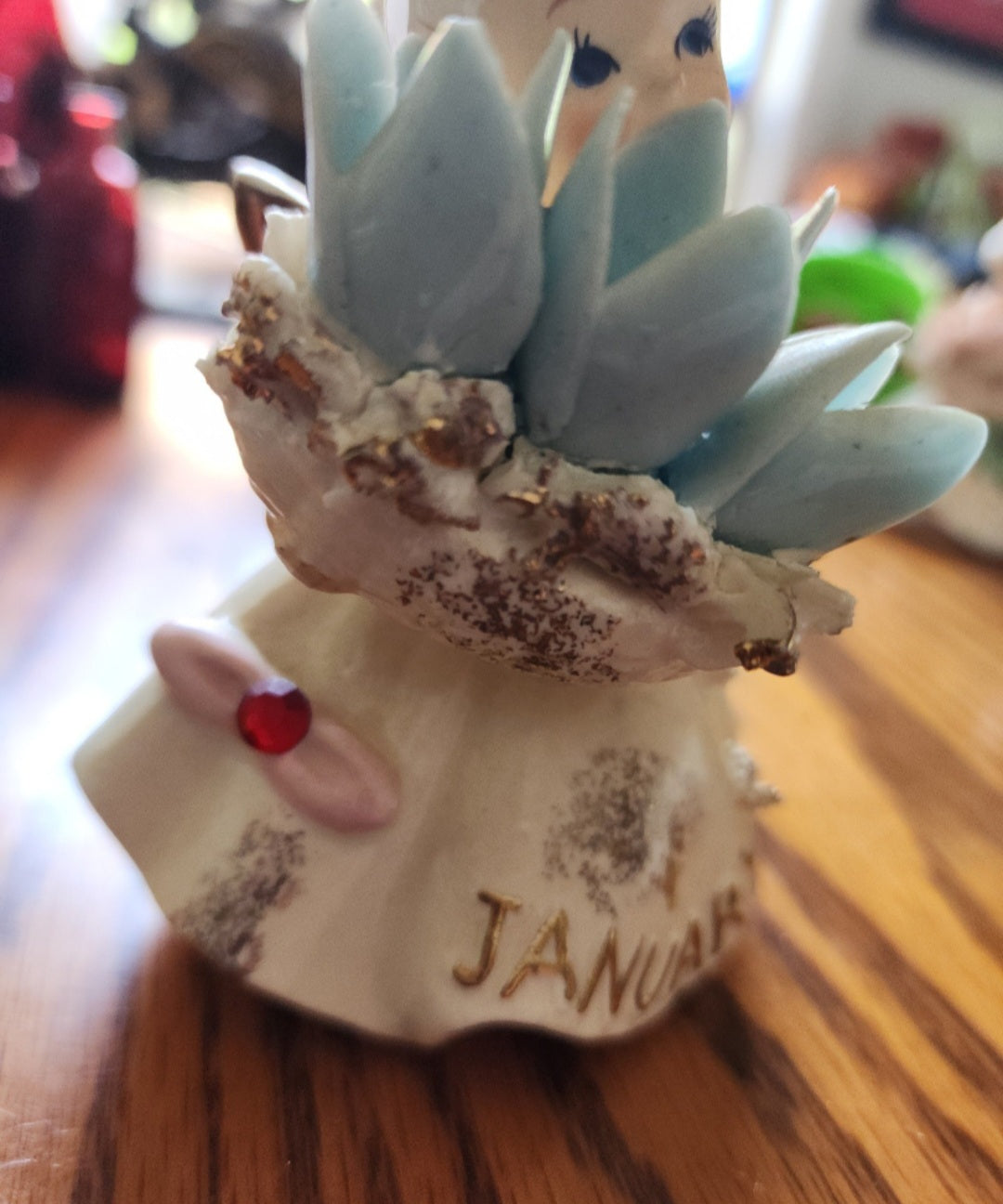 50's LEFTON January ANGEL figurine Japan 489 Snowdrop Garnet aprox 4.5" tall