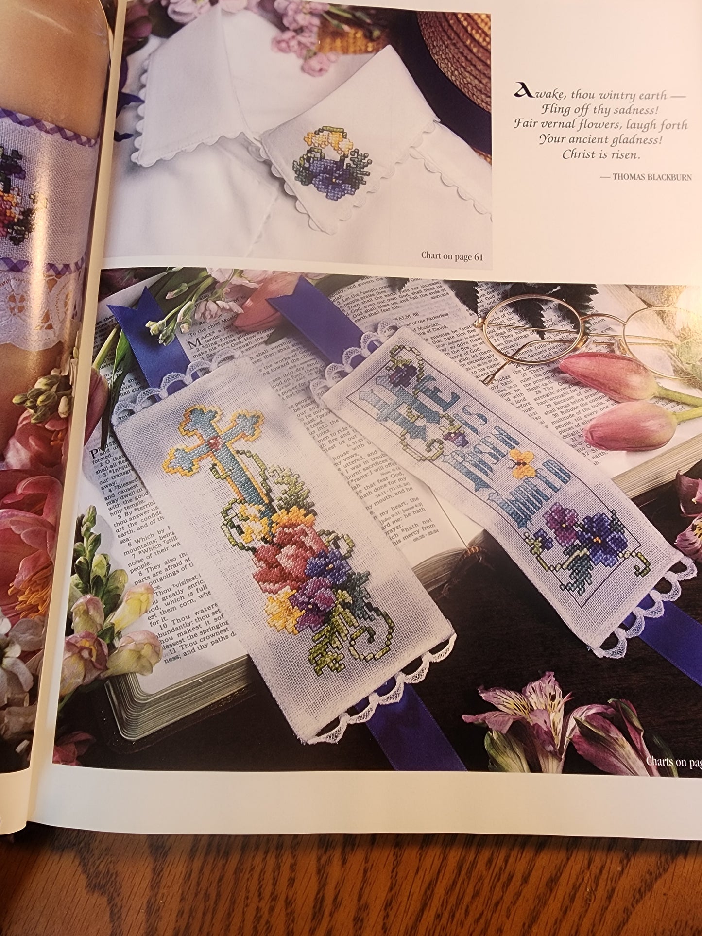 Leisure Arts Book HOLIDAY REVERIE Cross Stitch Pattern Book Halloween Christmas
