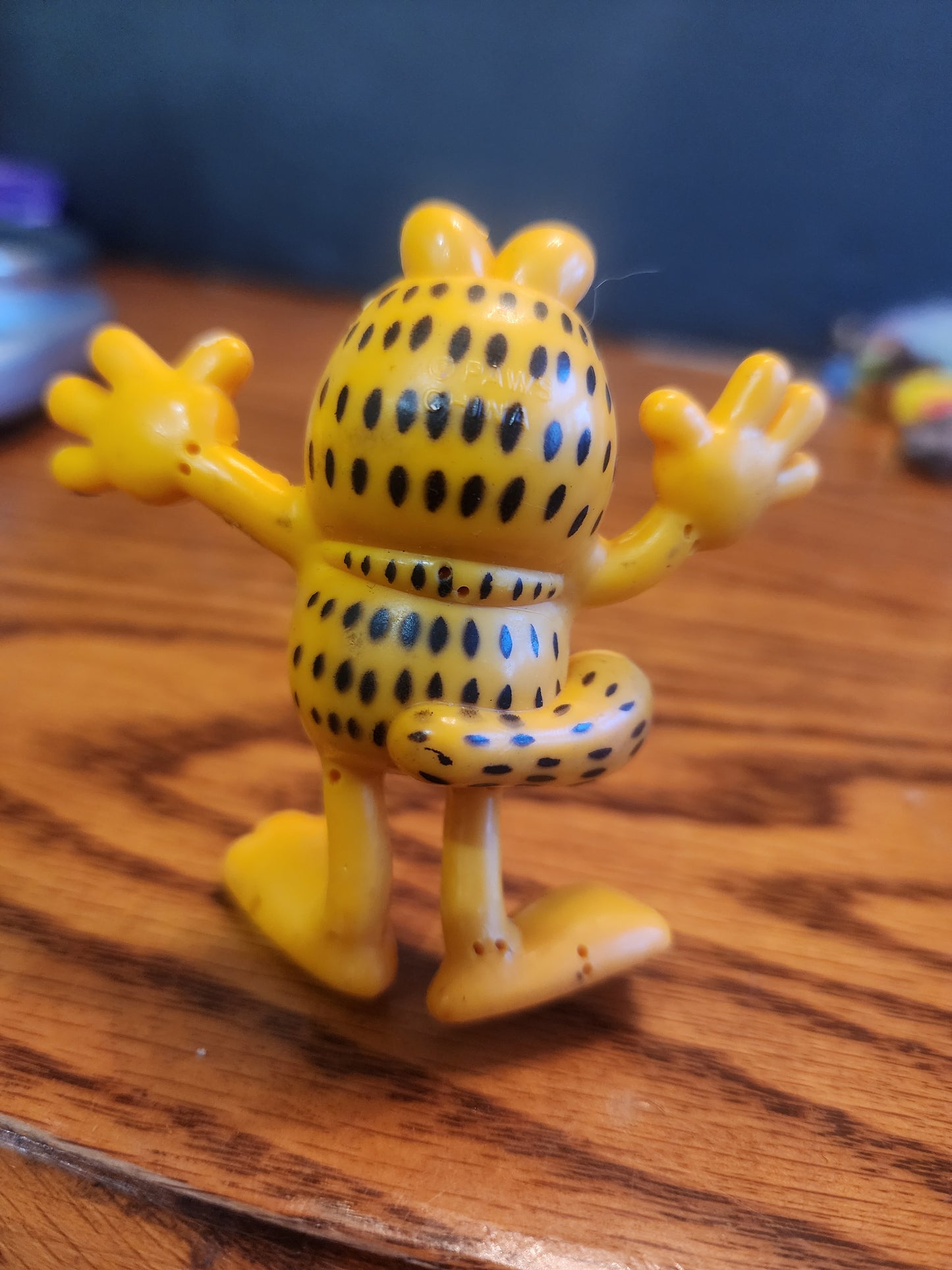 Vintage Pop Art Garfield Bendable Poseable 3" Tall Toy Collectable rubber figure