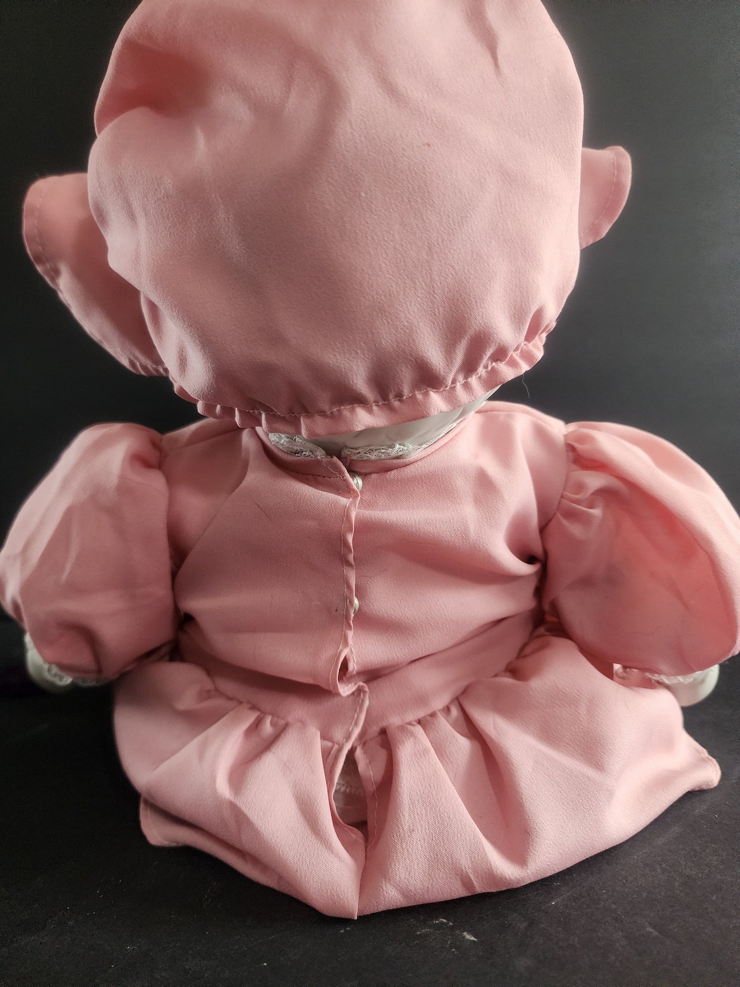 Dolly Dingle's Kittie Cuti Porcelain Musical Cat Doll L. Edition 681/2000