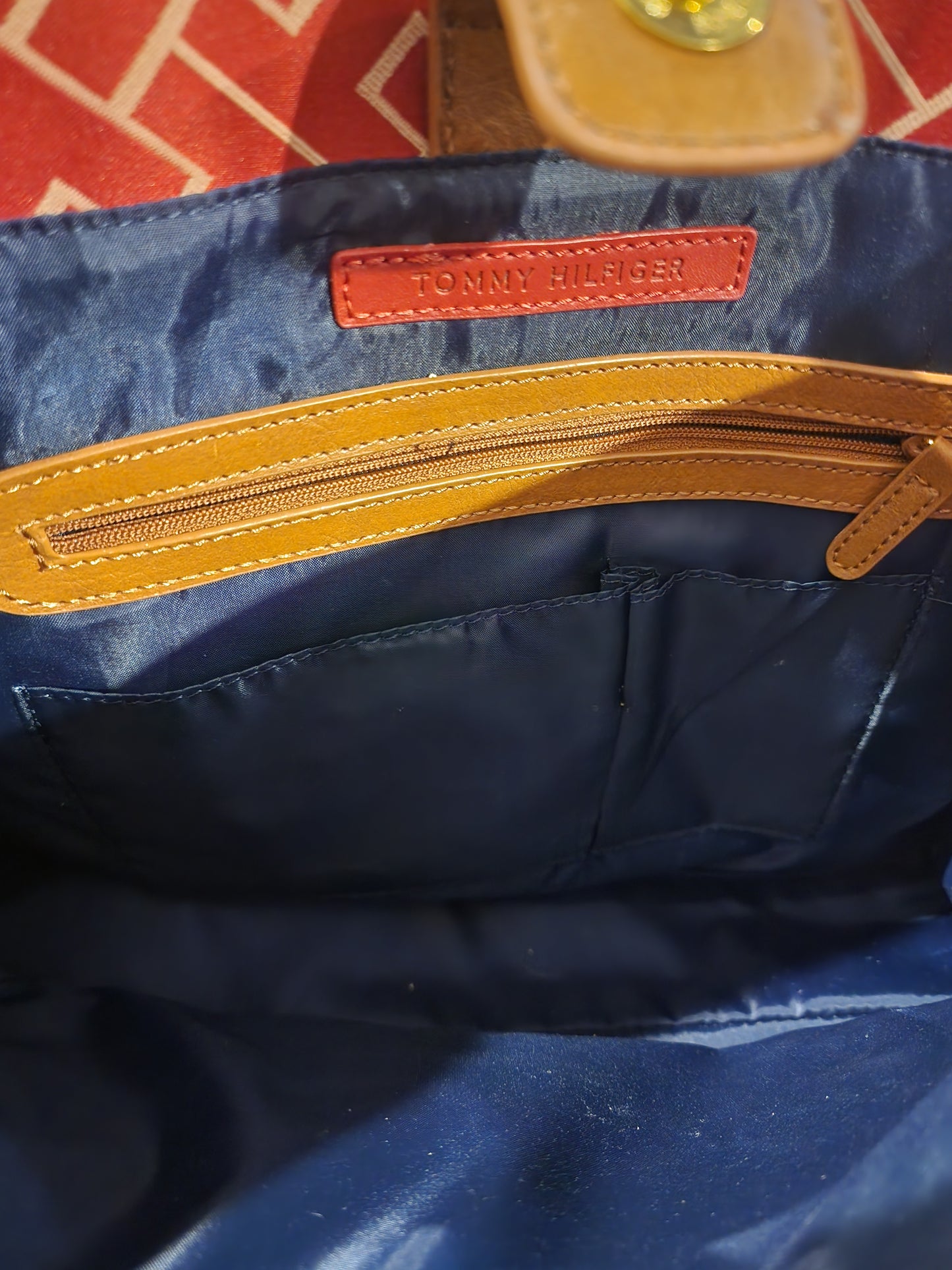 Tommy Hilfiger TH Logo Handbag Tote Multi Color Large Purse Shoulder Bag