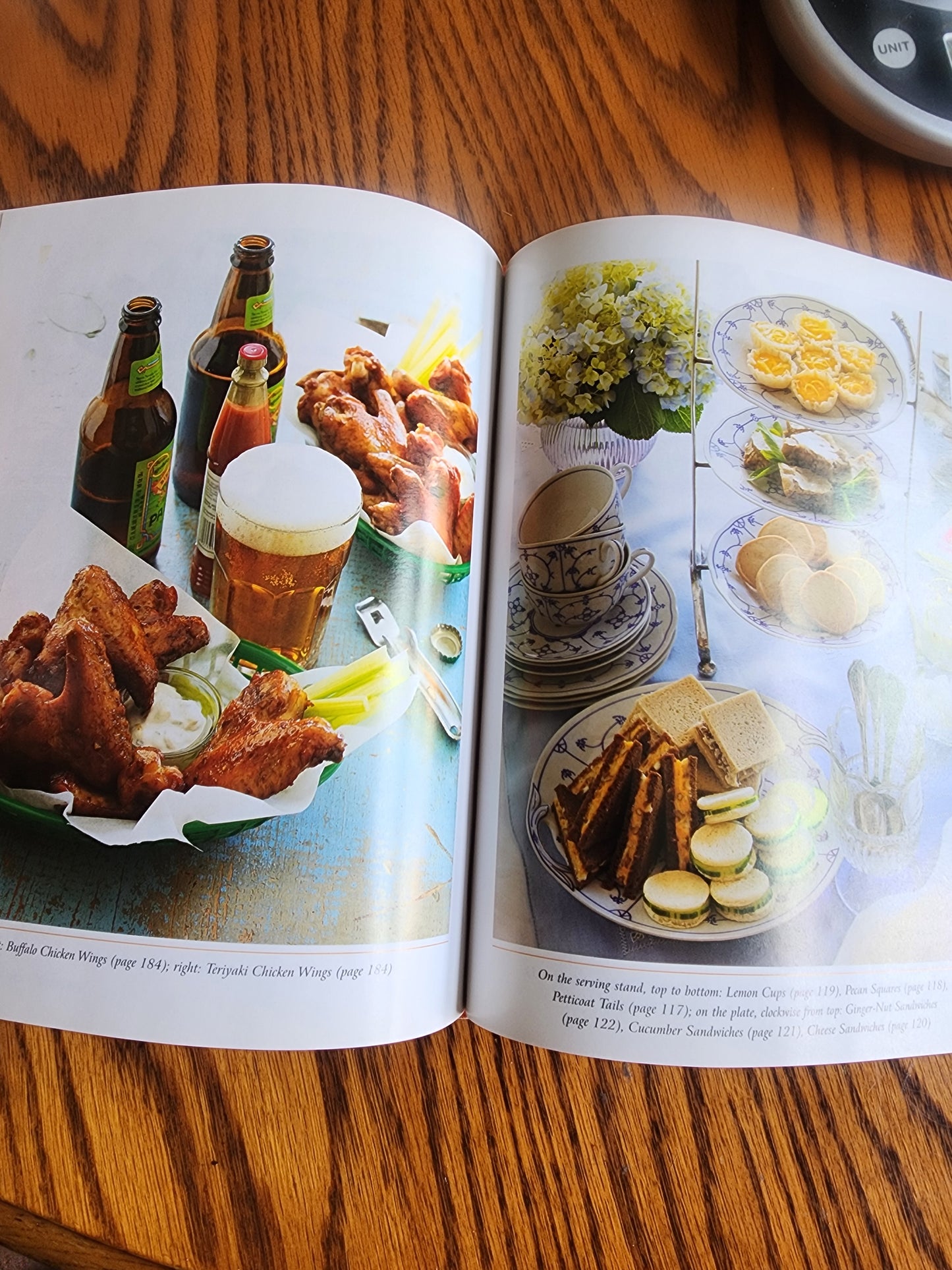 Paula Deen Celebrates! Best Dishes and Best Wishes for the Best Times  Cookbook