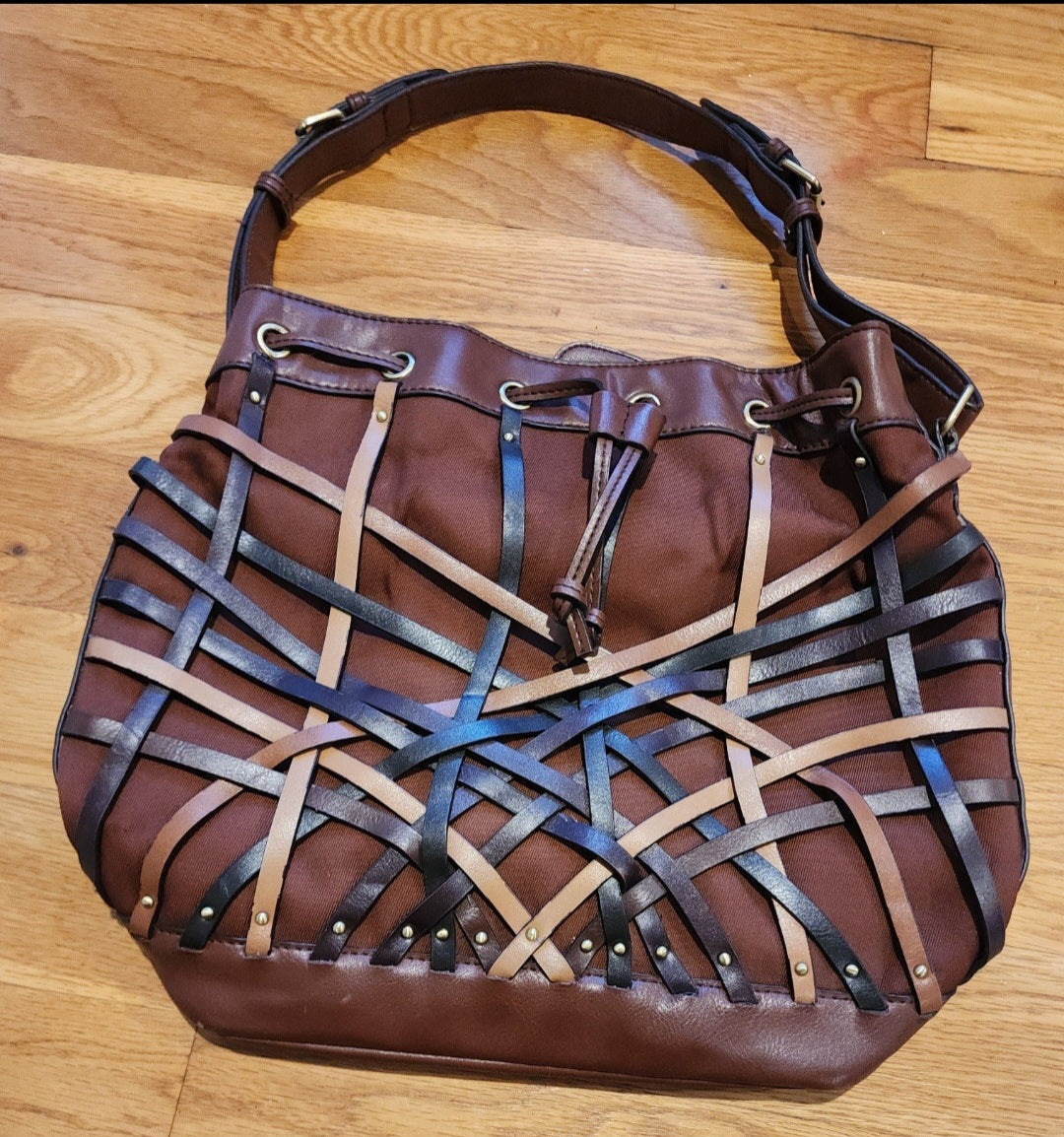 Vintage Etienne Aigner  Drawstring Bucket Bag Purse