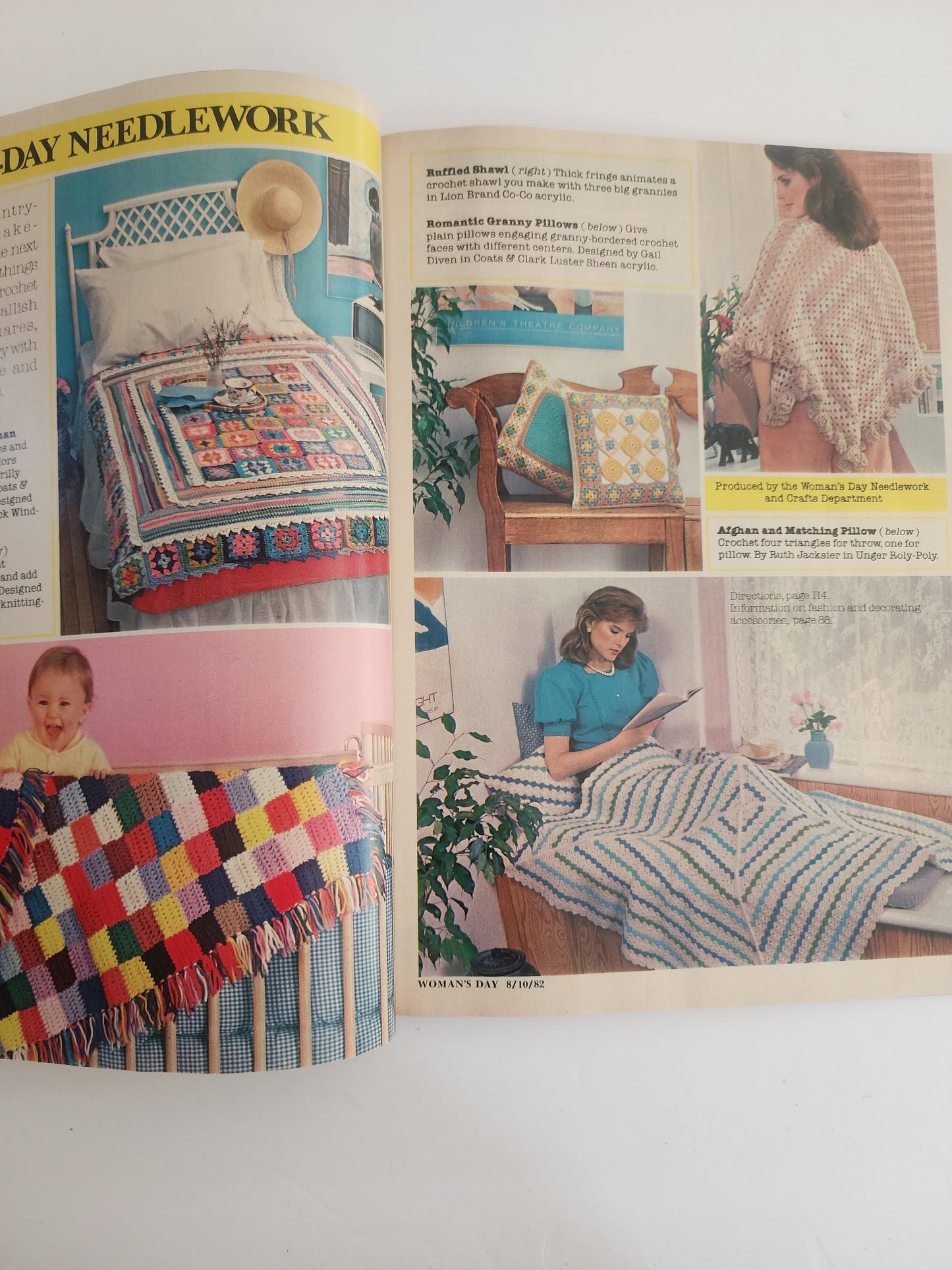 Woman's Day  August 1982 - 125 bazaar best-sellers and early-bird craft & gifts