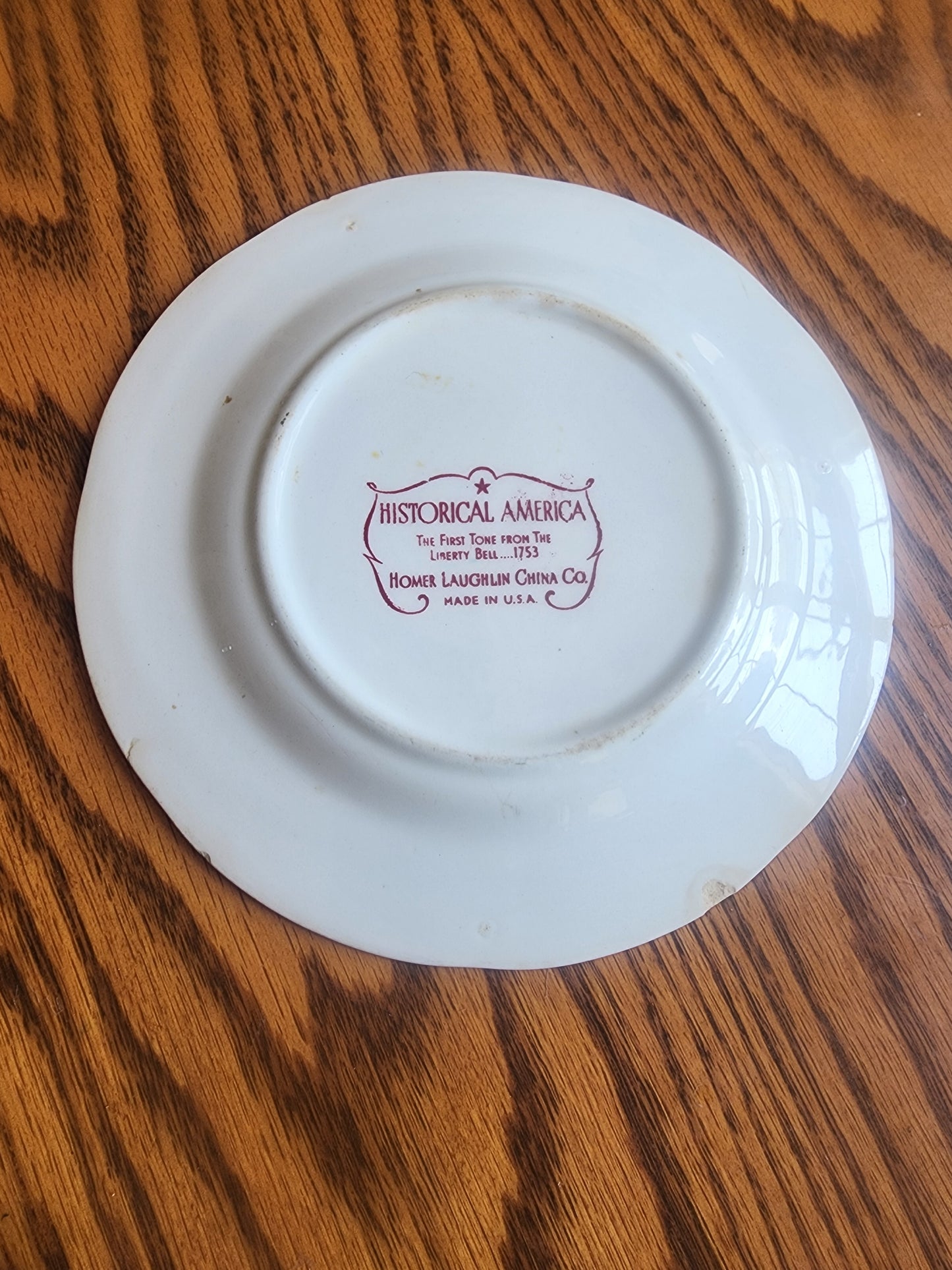 Vintage 1939 Homer Laughlin 7 3/8" salad plate in the "Historical America" pink transferware pattern