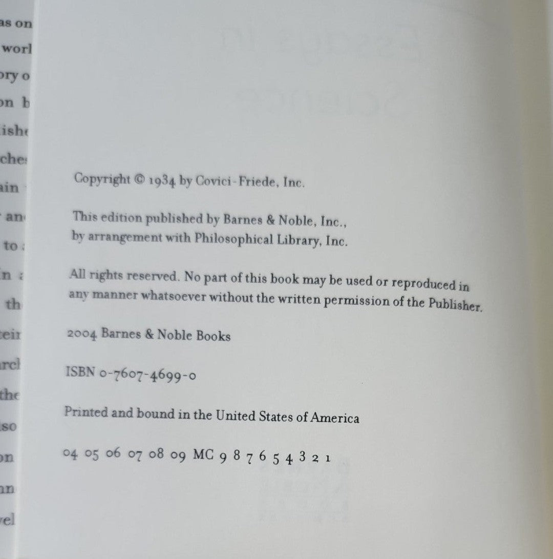 ALBERT Einstein. Essays in Science HB Book