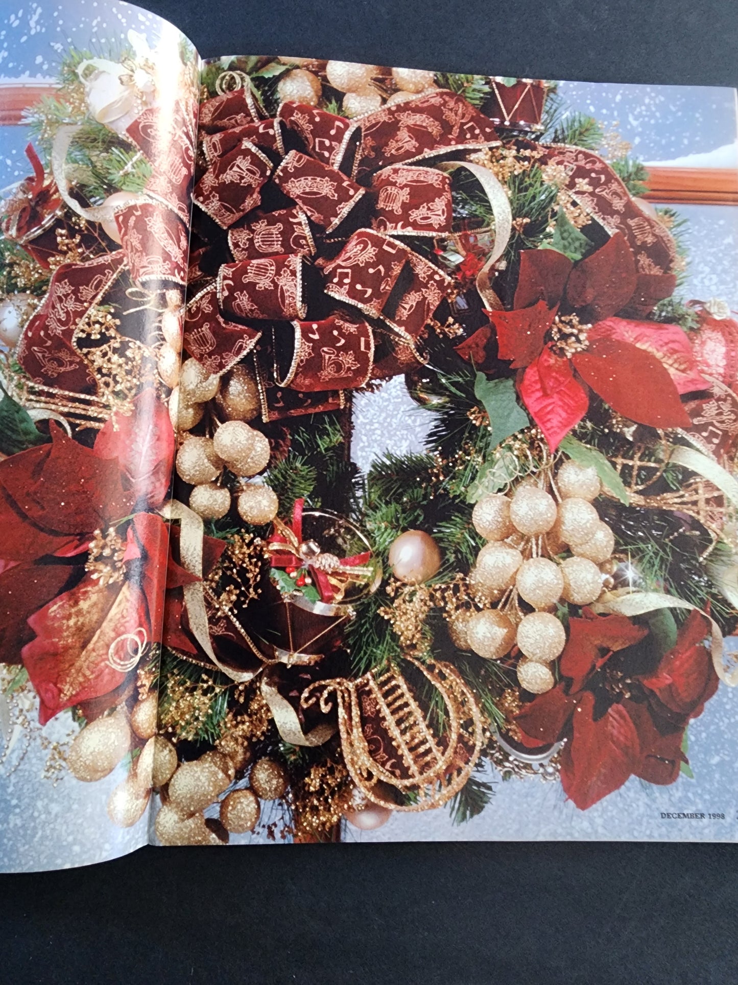 Aleene's Creative Living Dec. 1998 Craft Sewing Quilting craft book