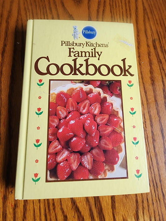 Vintage Pillsbury Kitchens Family Cookbook 1987 Hardcover