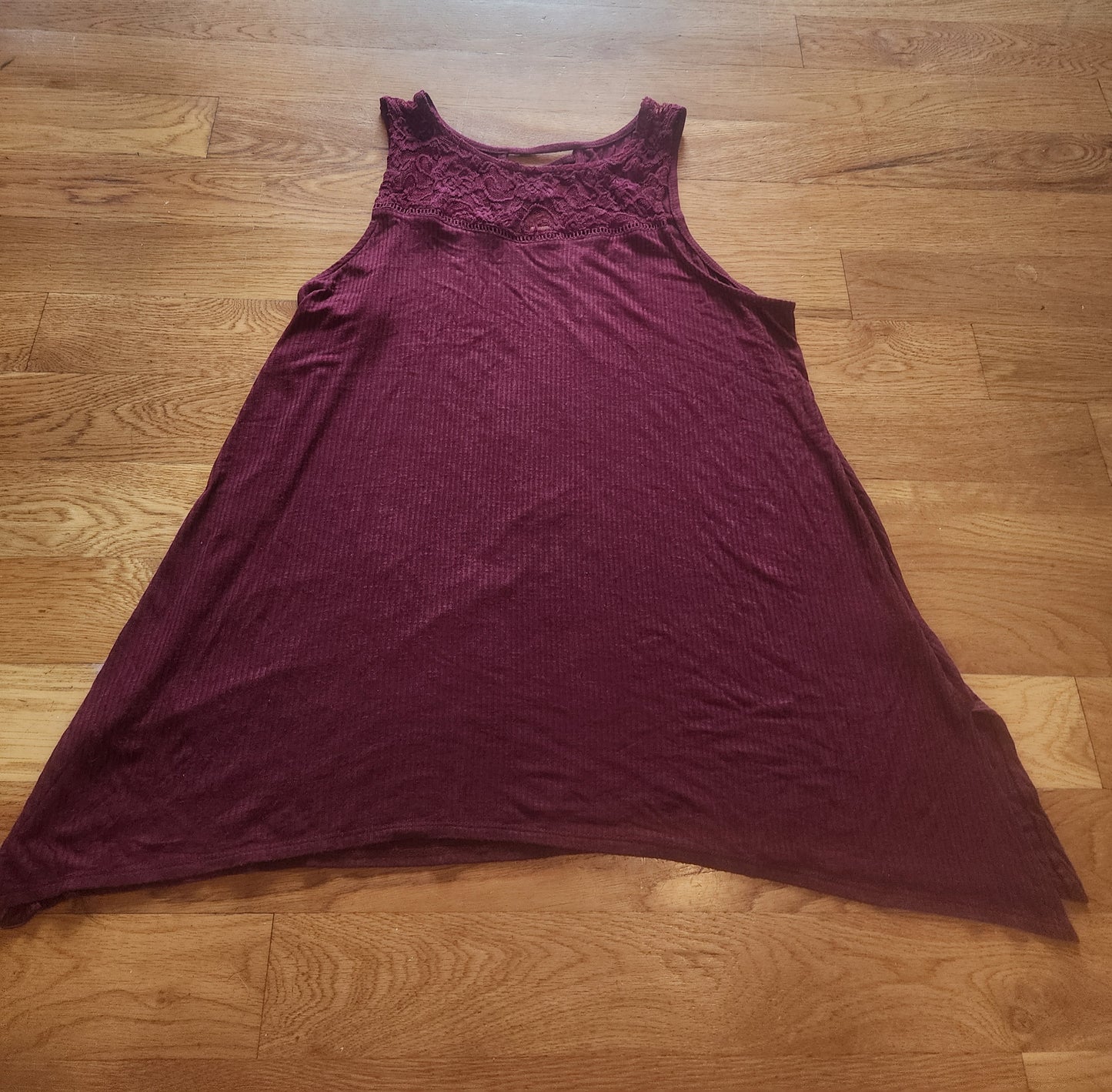 Faded Glory Women's XL 16-18 Sleeveless  Stretch Tank Top with lace an top