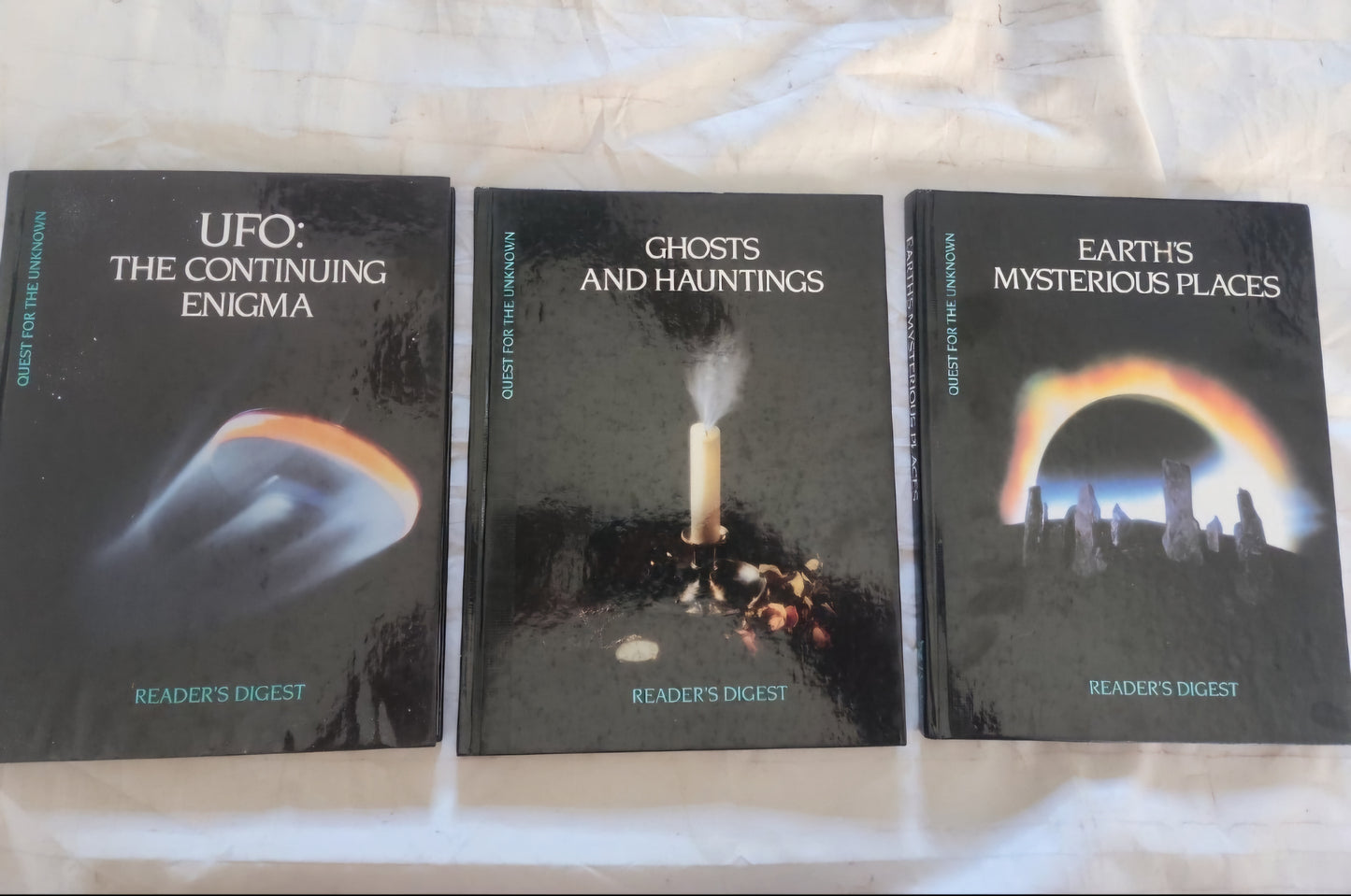 Quest of the Unknown UFO, Mysterious Places & Hauntings Reader's Digest HB Books