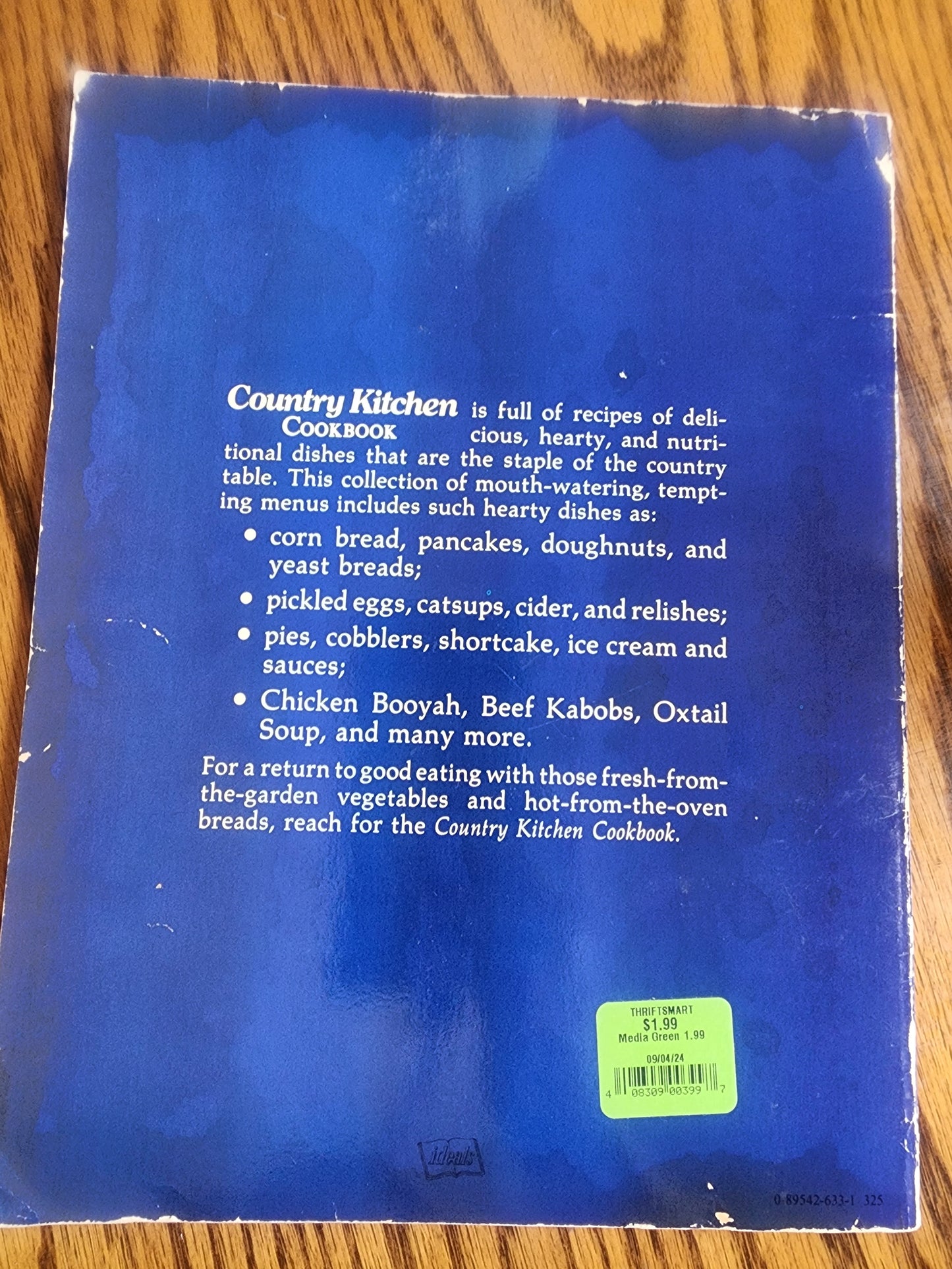 IDEALS COUNTRY KITCHEN  COOKBOOK 1975-paperback- breads, soups and more