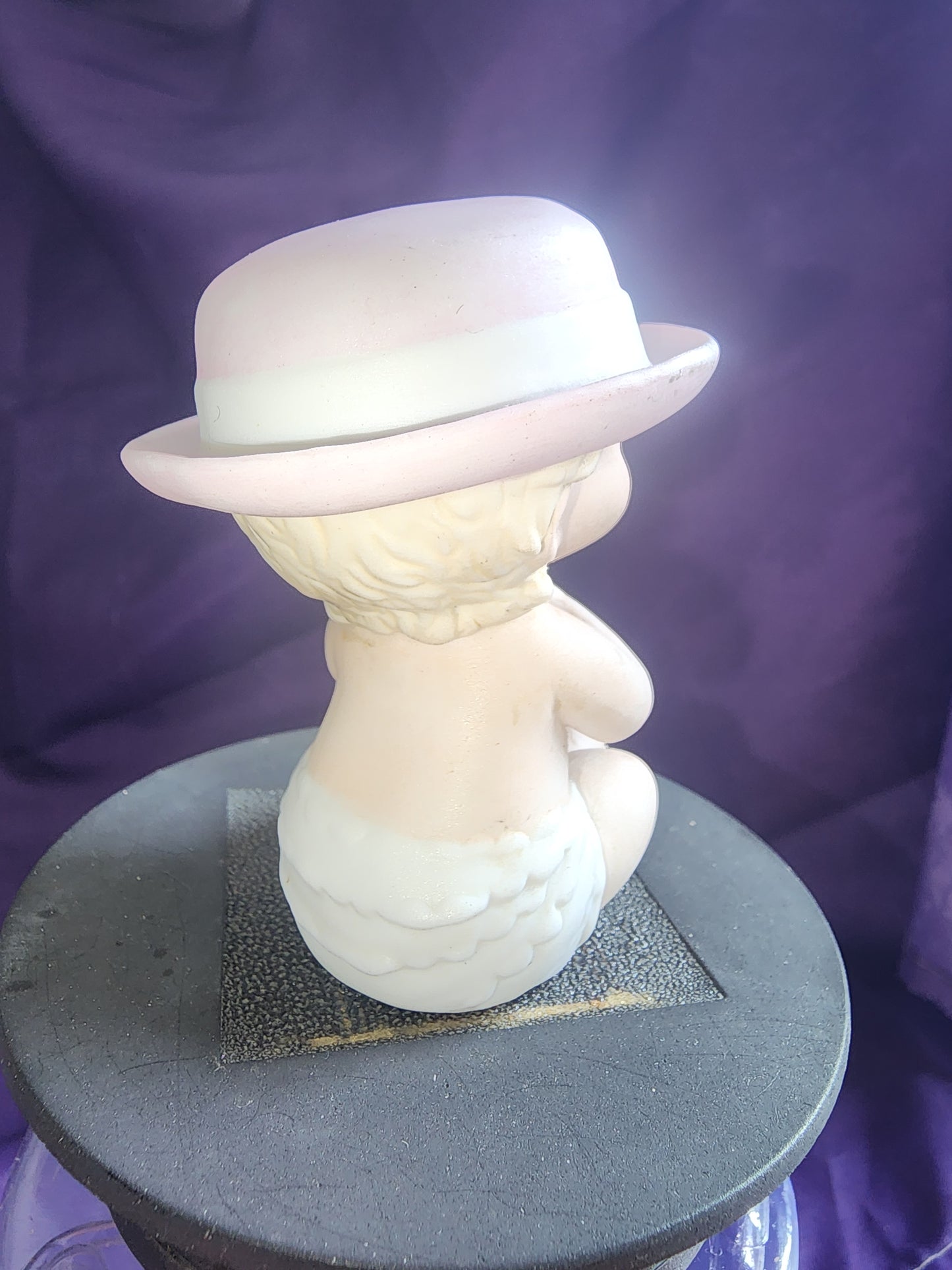 Vintage 1985 Gorham DBGCI Smiling Baby Figurine with floral Hat