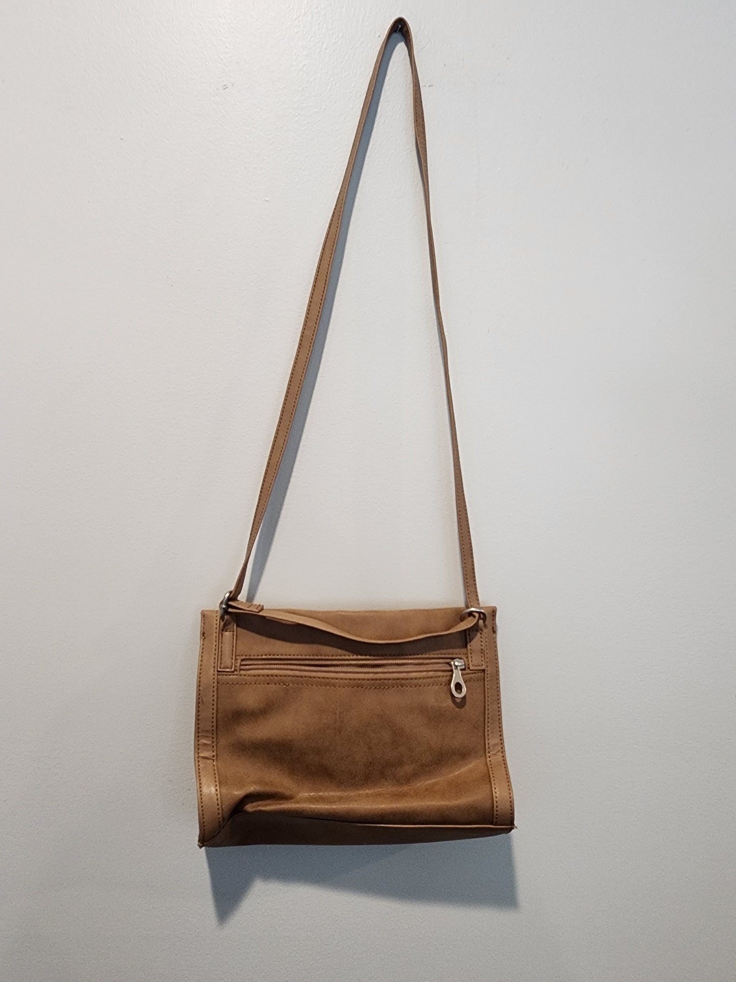 Relic Confetti Purse Shoulder Crossbody Bag 3 Zippers-Tassels Light Weight Brown