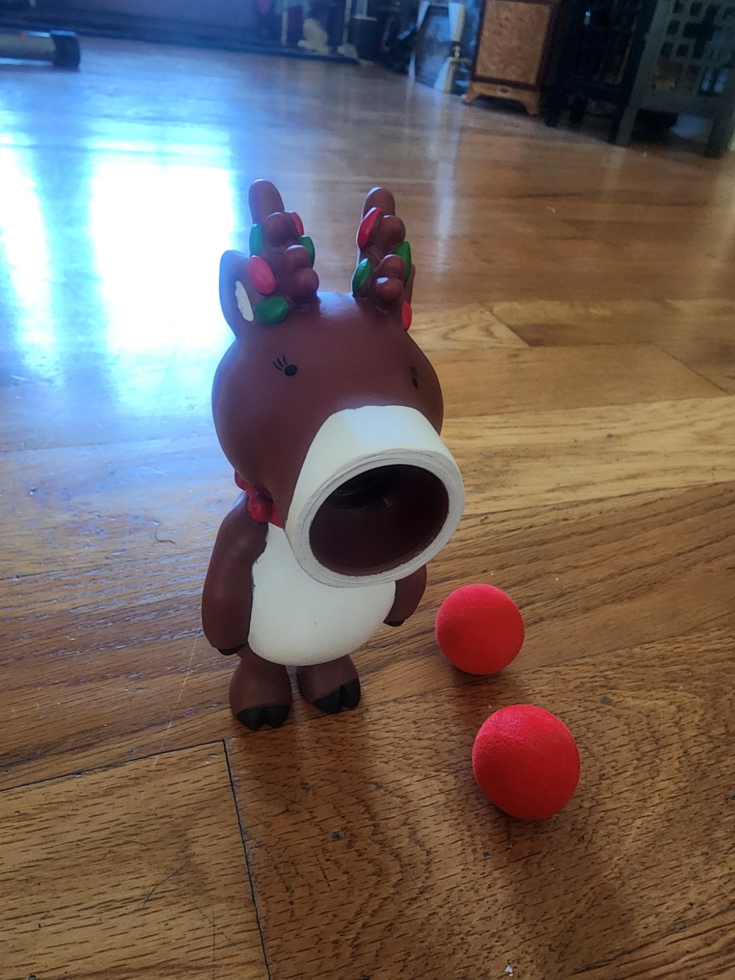 Hog Wild Holiday Reindeer Popper Christmas Toys Stocking Stuffer & 3 balls