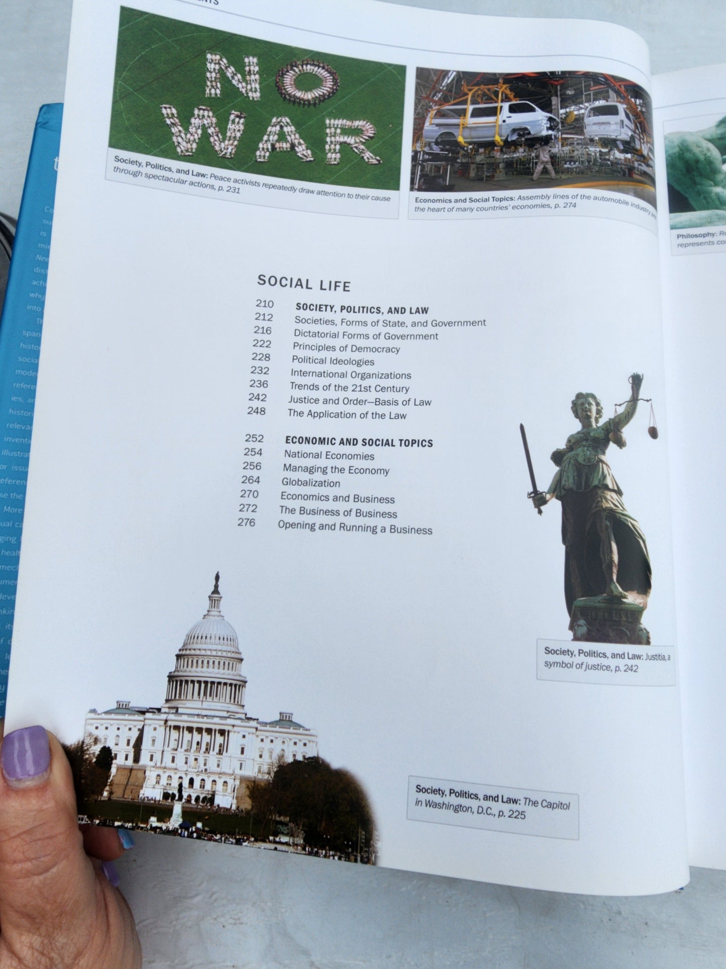 The Knowledge Book (National Geographic Society, 2007) Big textbook