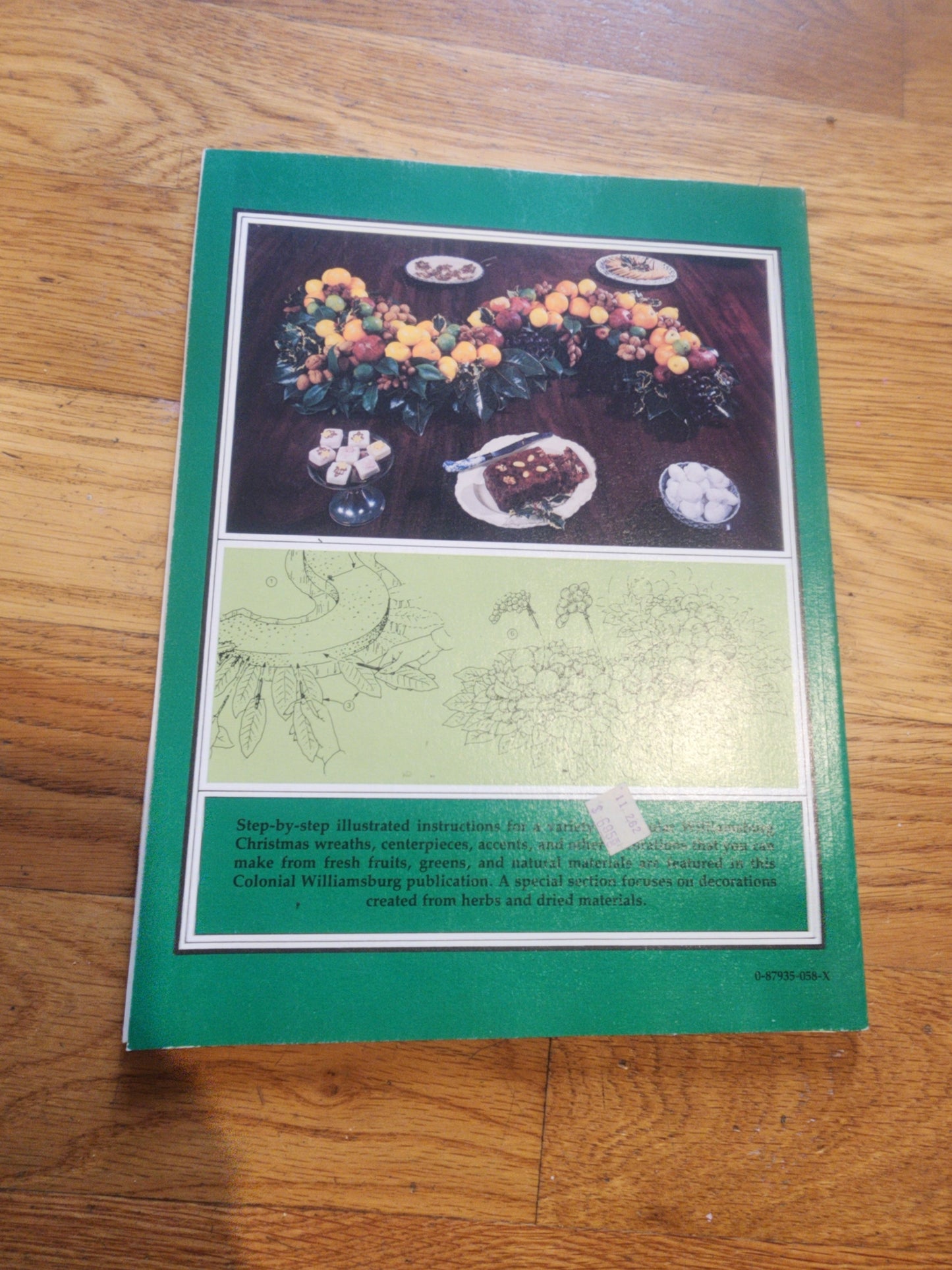 Colonial Williamsburg Decorates for Christmas Step-by-Step Crafts 1981