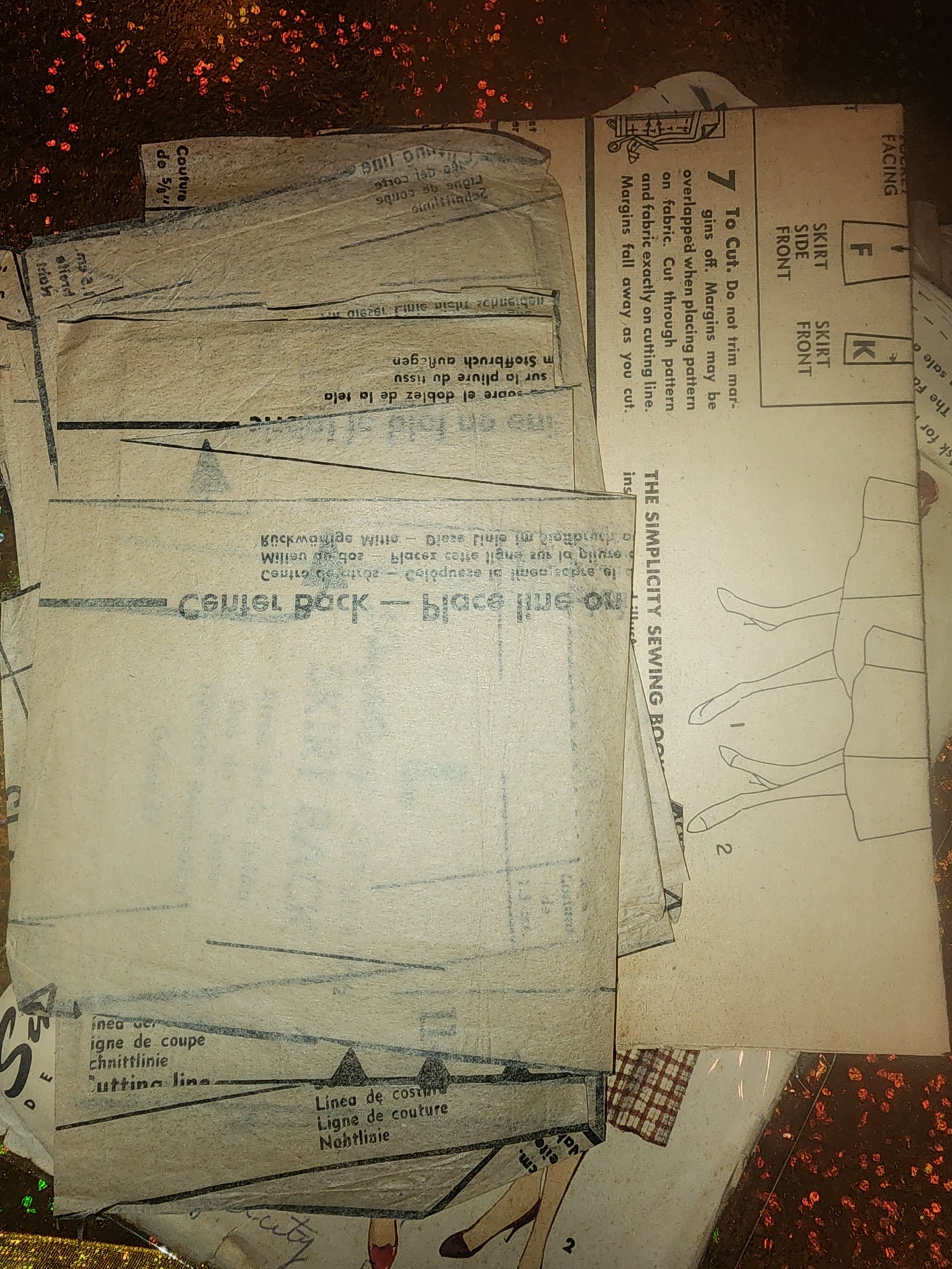 Vintage Simplicity Pattern 1577 size 12.5  complete cut pattern bust 33, waist 27