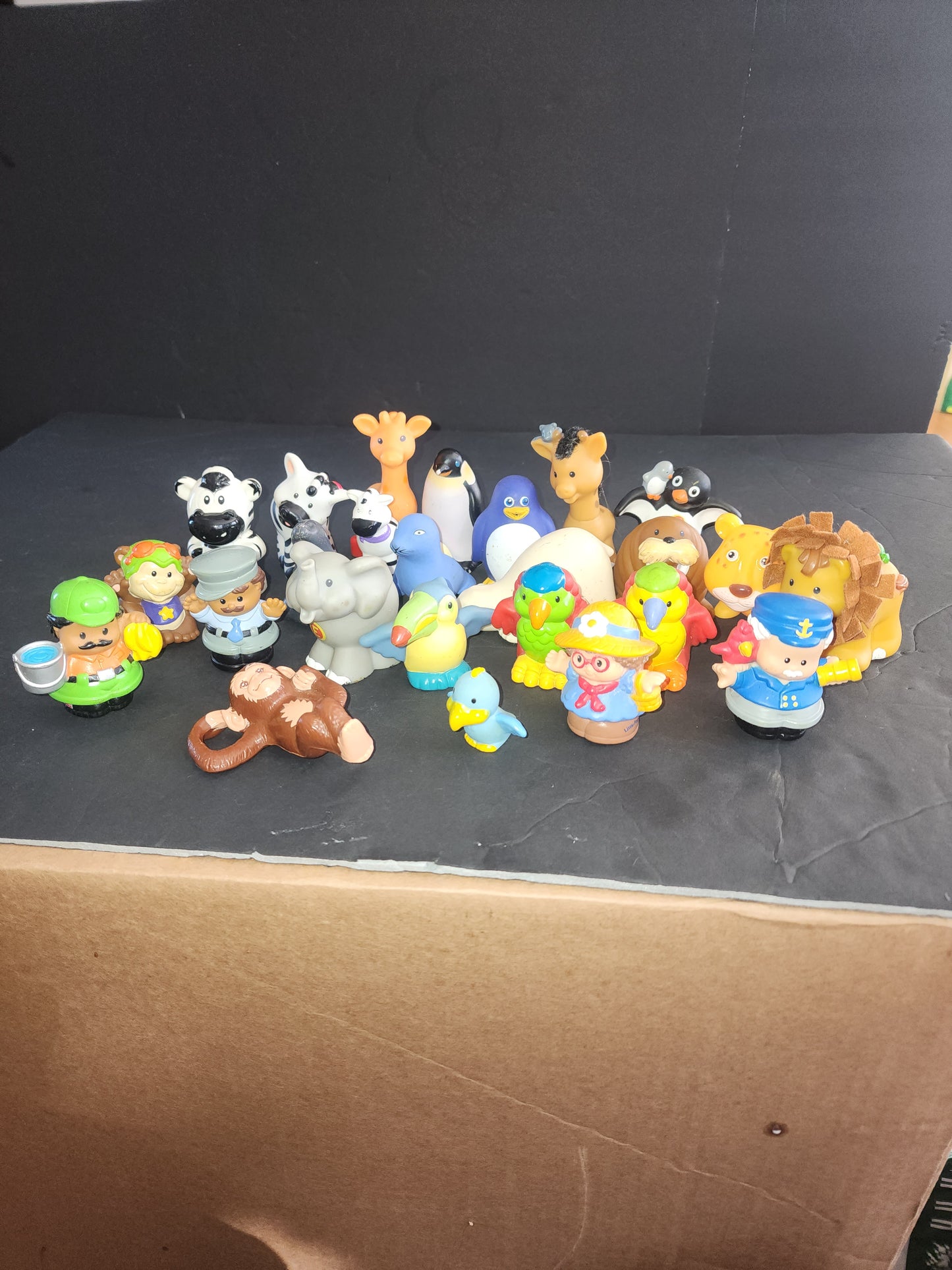 Mixed Lot of 25 Zoo Animals Little People / Tikes PVC Pretend Play & others.