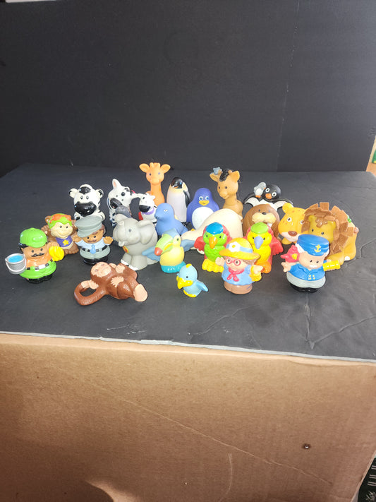 Mixed Lot of 25 Zoo Animals Little People / Tikes PVC Pretend Play & others.
