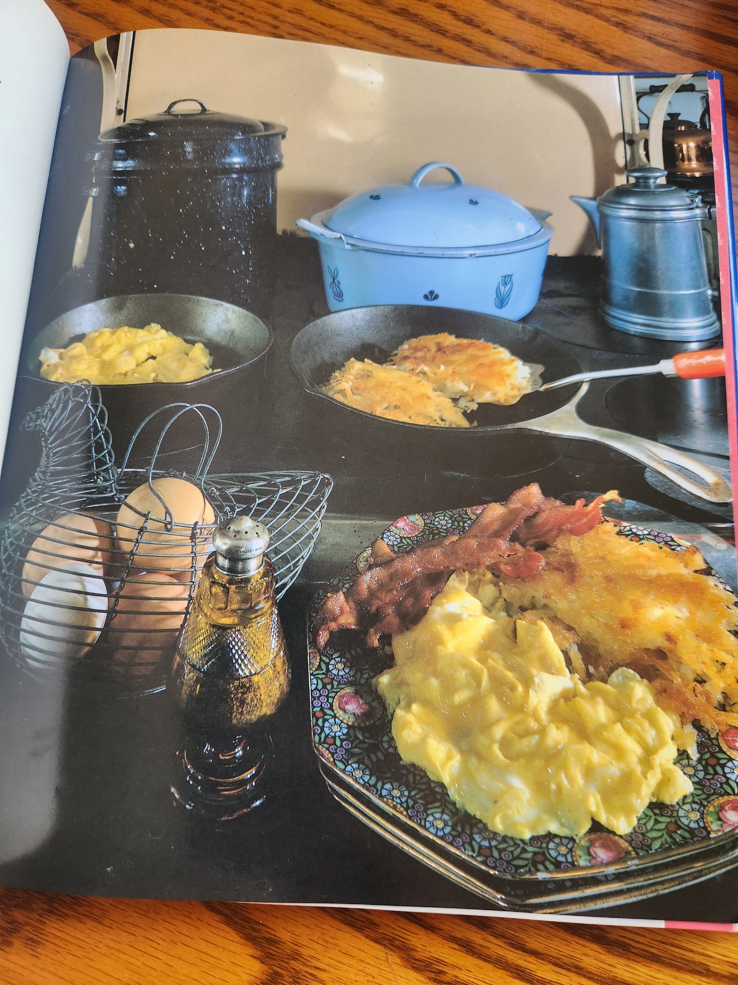 Country Living Country Mornings Cookbook Breakfast Recipes Lucy Wing Hardcover