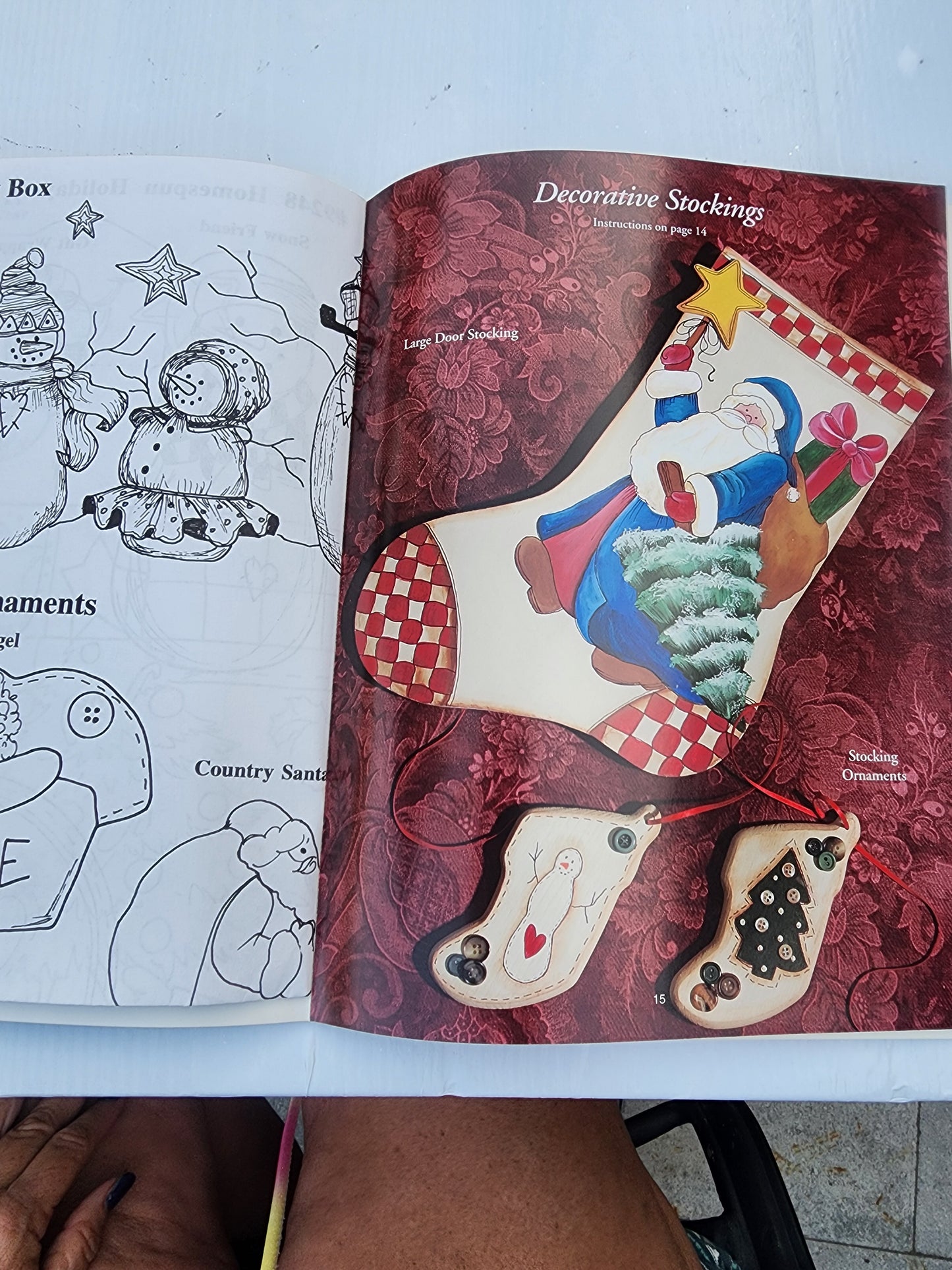 Painting For Christmas Homespun Holidays 19 Designs by Plaid craft paint book