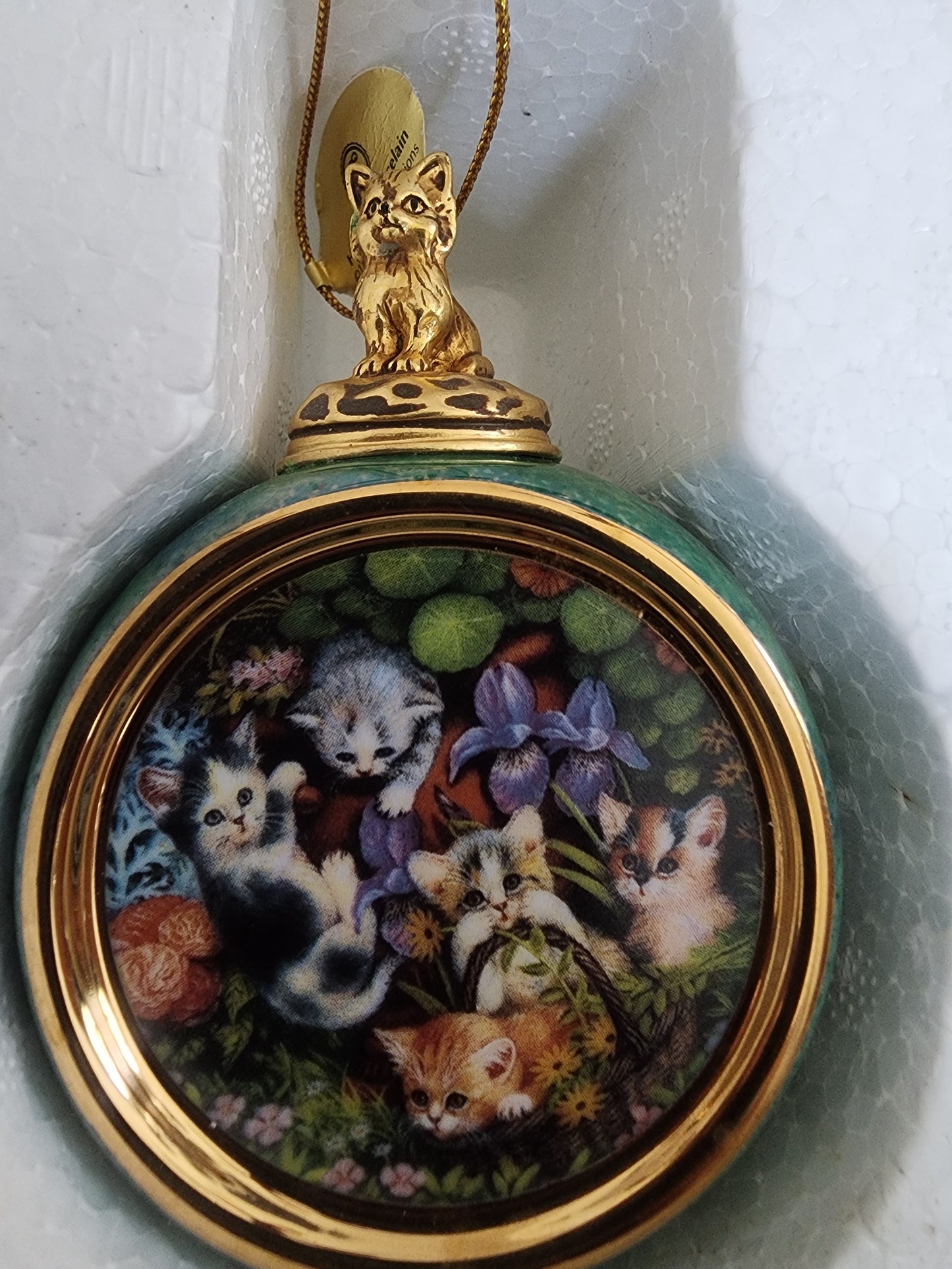2 1999 Bradford Exchange Porcelain Hanging Figural Cat Round Ball Ornaments