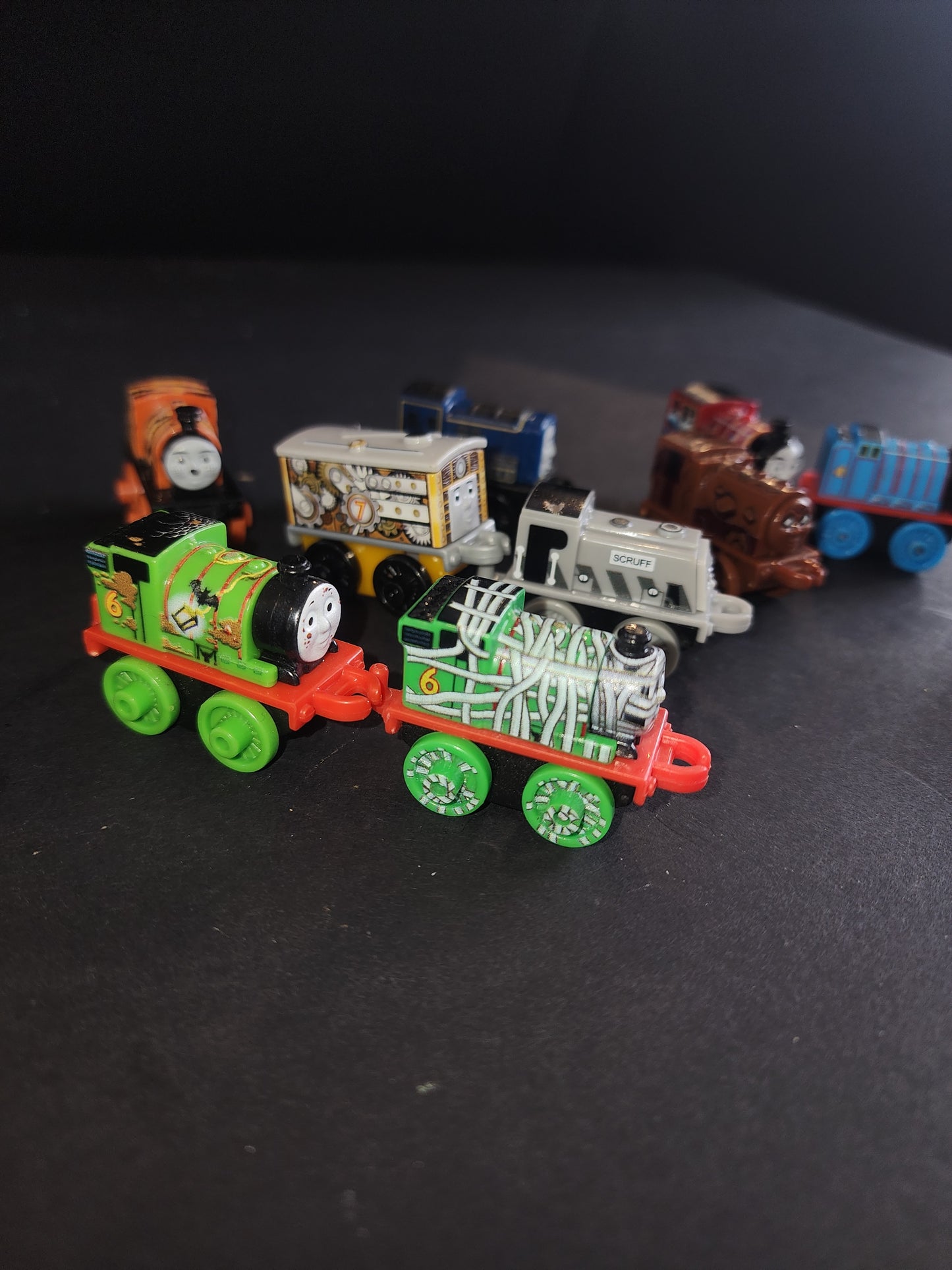 Thomas & Friends Minis Lot of 10- (Tiger, Graffiti, Metallic & More)