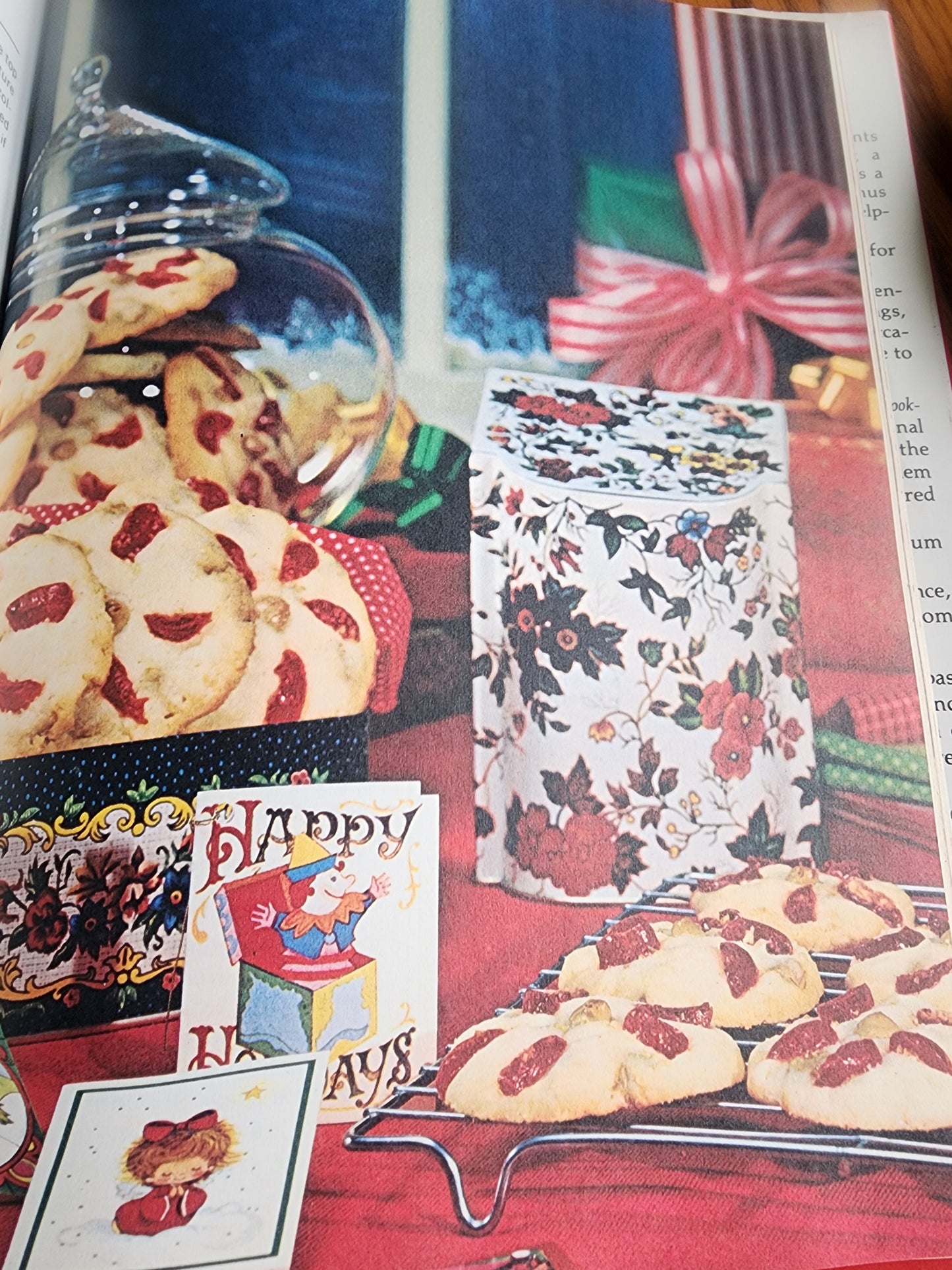 1975 Ideals Christmas & Holiday Vintage Cookbook  HC/DJ
