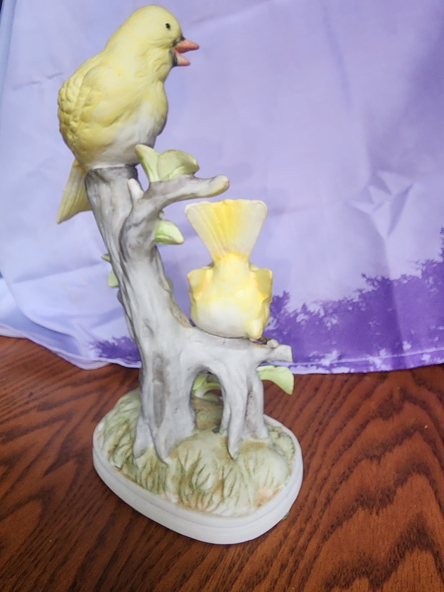 VINTAGE ROYAL CROWN PORCELAIN YELLOW BIRD SCULPTURE FIGURINE BLUE FLOWERS JAPAN