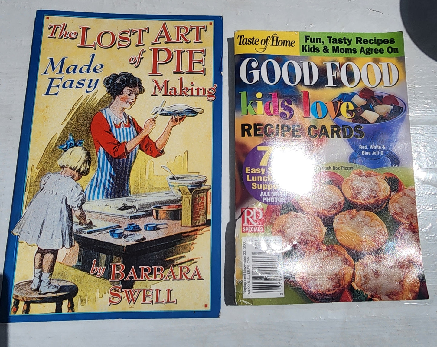 Cook Books: Lost Art of Pie Making & Good Food Kids Love Recipe Cards