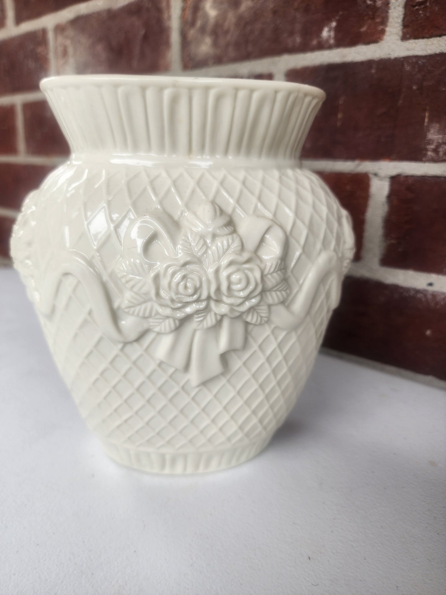 Embossed Ivory Vase: Capodimonte Style 7.5"