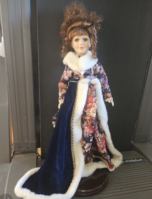 Exquisite Ashley Belle
Porcelain Keepsake Doll - Royal
Blue & Floral Gown