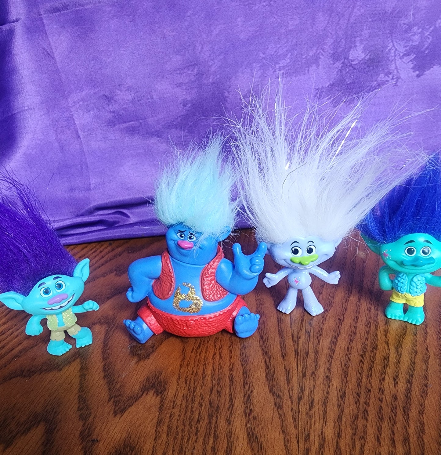 DreamWorks  29 Troll Figures 1" & 3.5" Dolls Lot Hasbro. Pre-owned