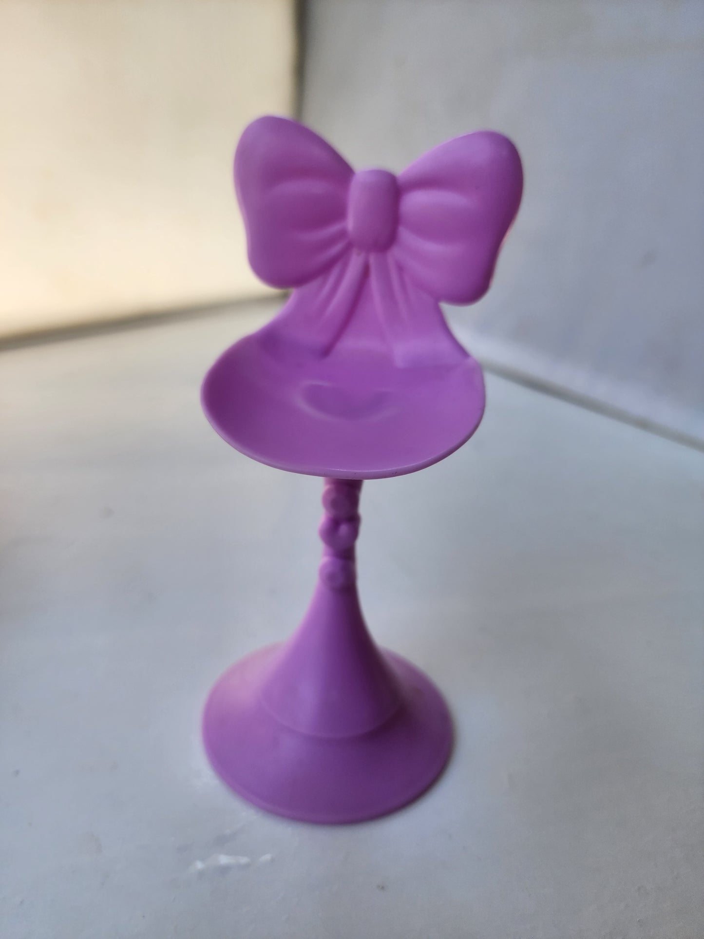 2011 BARBIE Glam Vacation House Dining Bar Stool Bow (REPLACEMENT)