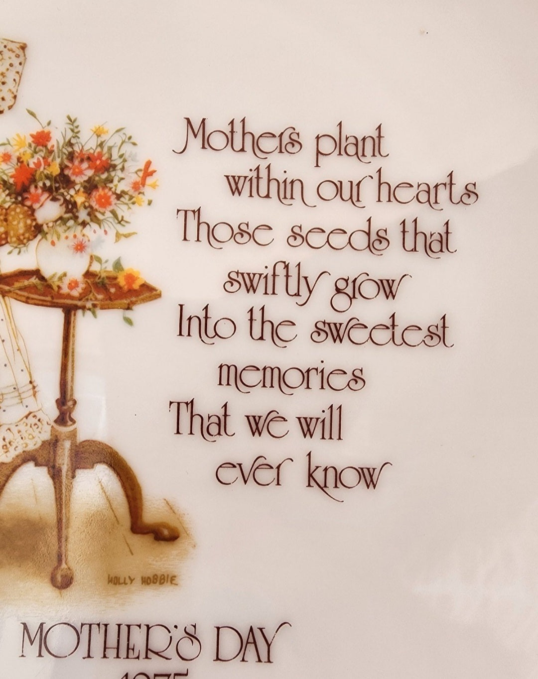 Holly Hobbie Mother's Day Porcelain Plate 1975 Commemorative  Edition
