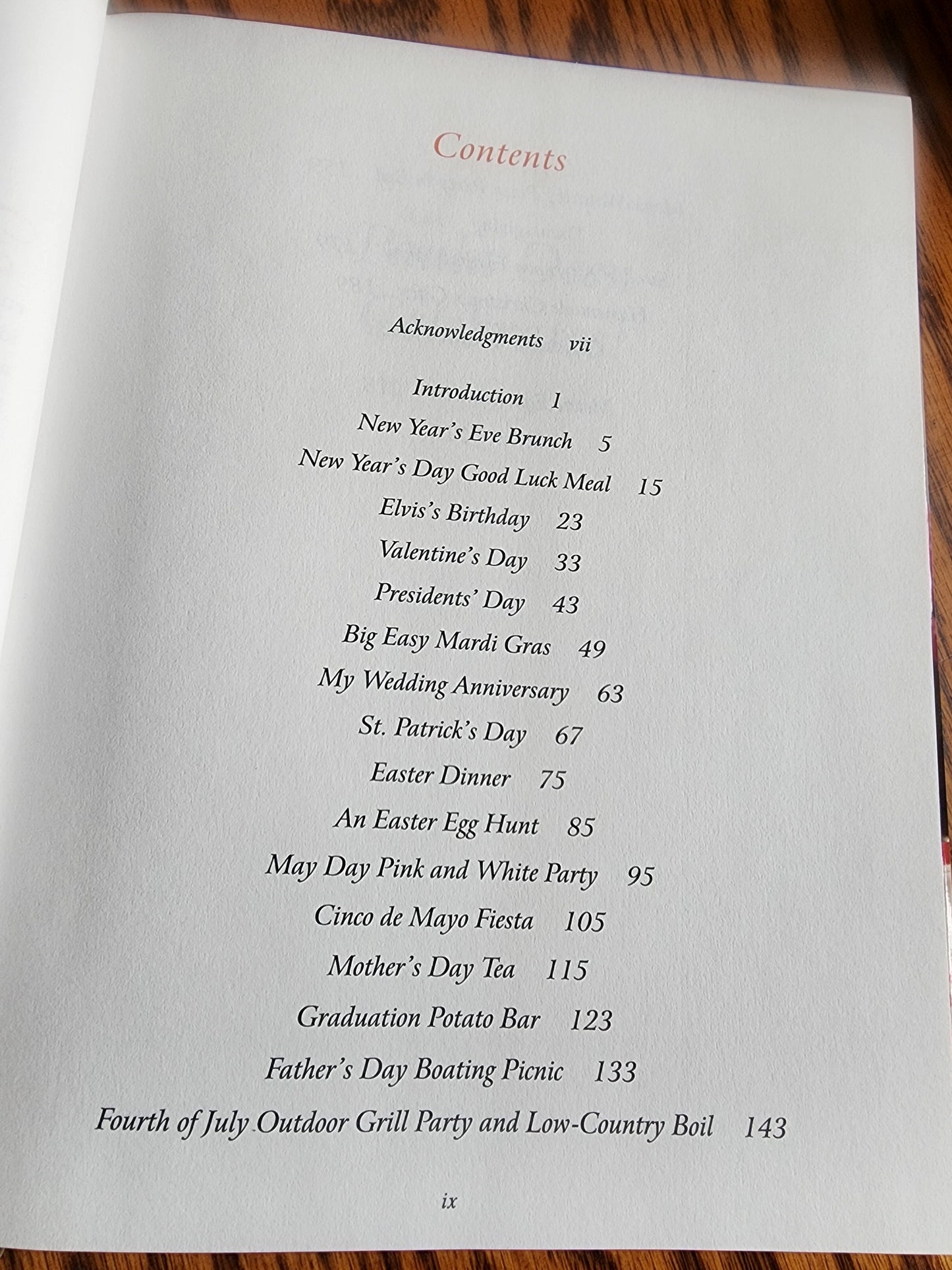 Paula Deen Celebrates! Best Dishes and Best Wishes for the Best Times  Cookbook