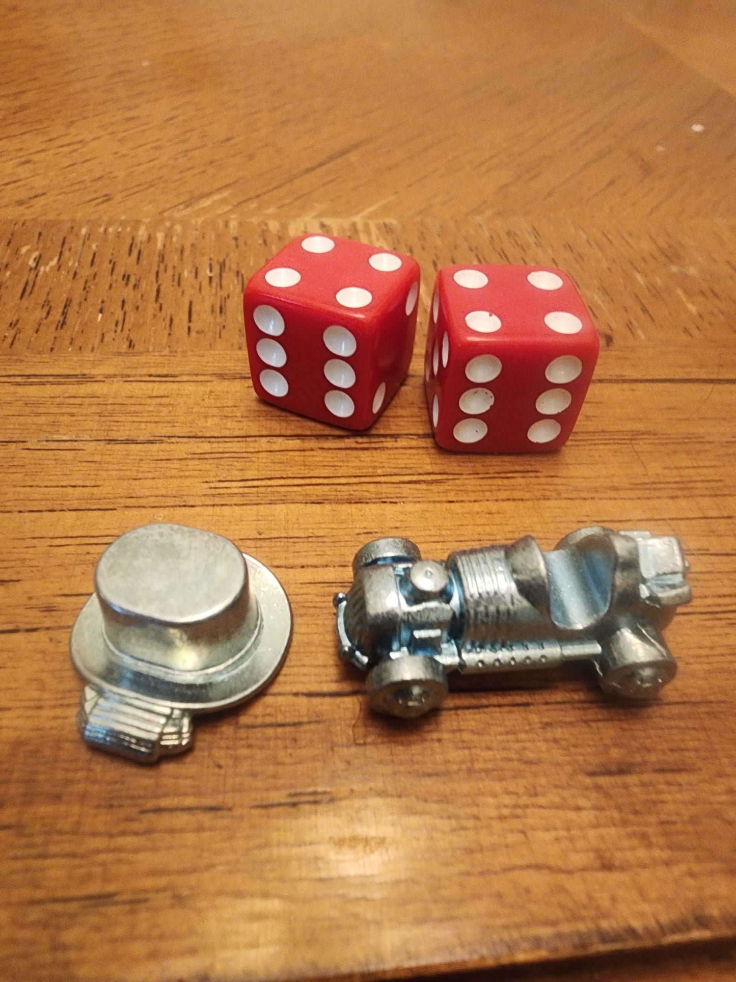 Monopoly Cheaters Edition Replacement Pieces  6 Game Tokens/Movers + 2 Dice 2017