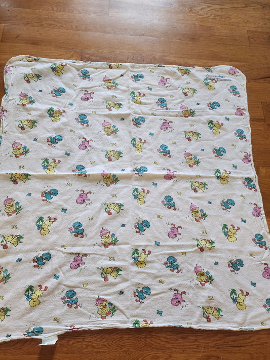 Vintage 1990s  Ducks Baby Receiving Blanket 32.5 x 32.5" St. Thomas Hospital