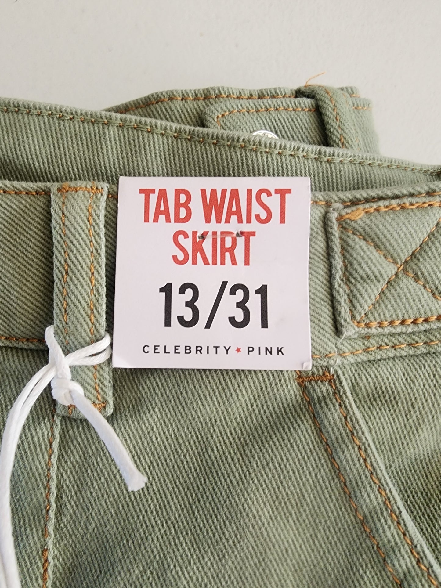 Women's New Green Denim Skirt 13/31 by Celebrity Pink 14.75" long waist 31"