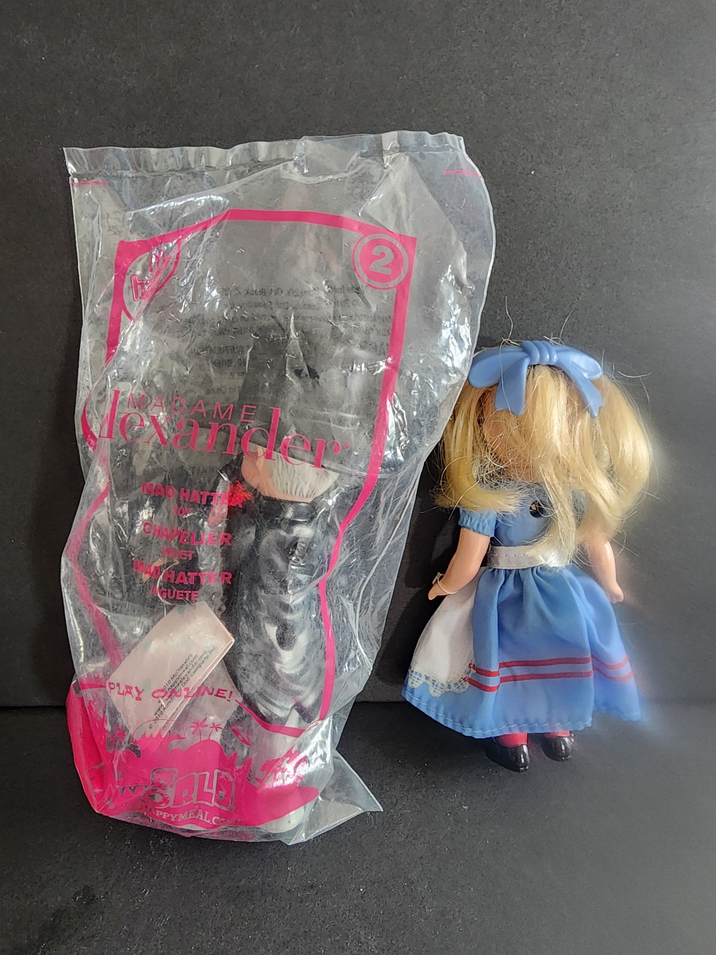 2010 MADAME ALEXANDER ALICE IN WONDERLAND MAD HATTER DOLLS MCDONALDS HAPPY MEAL 5"