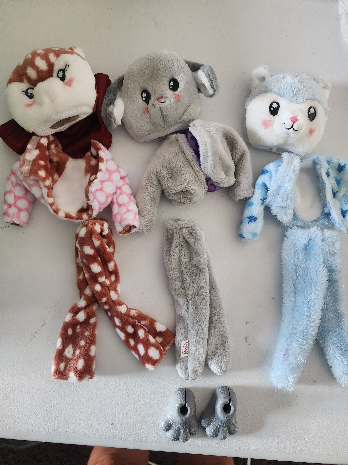 Mattel Barbie Cutie Reveal Doll Husky Head 3 costumes