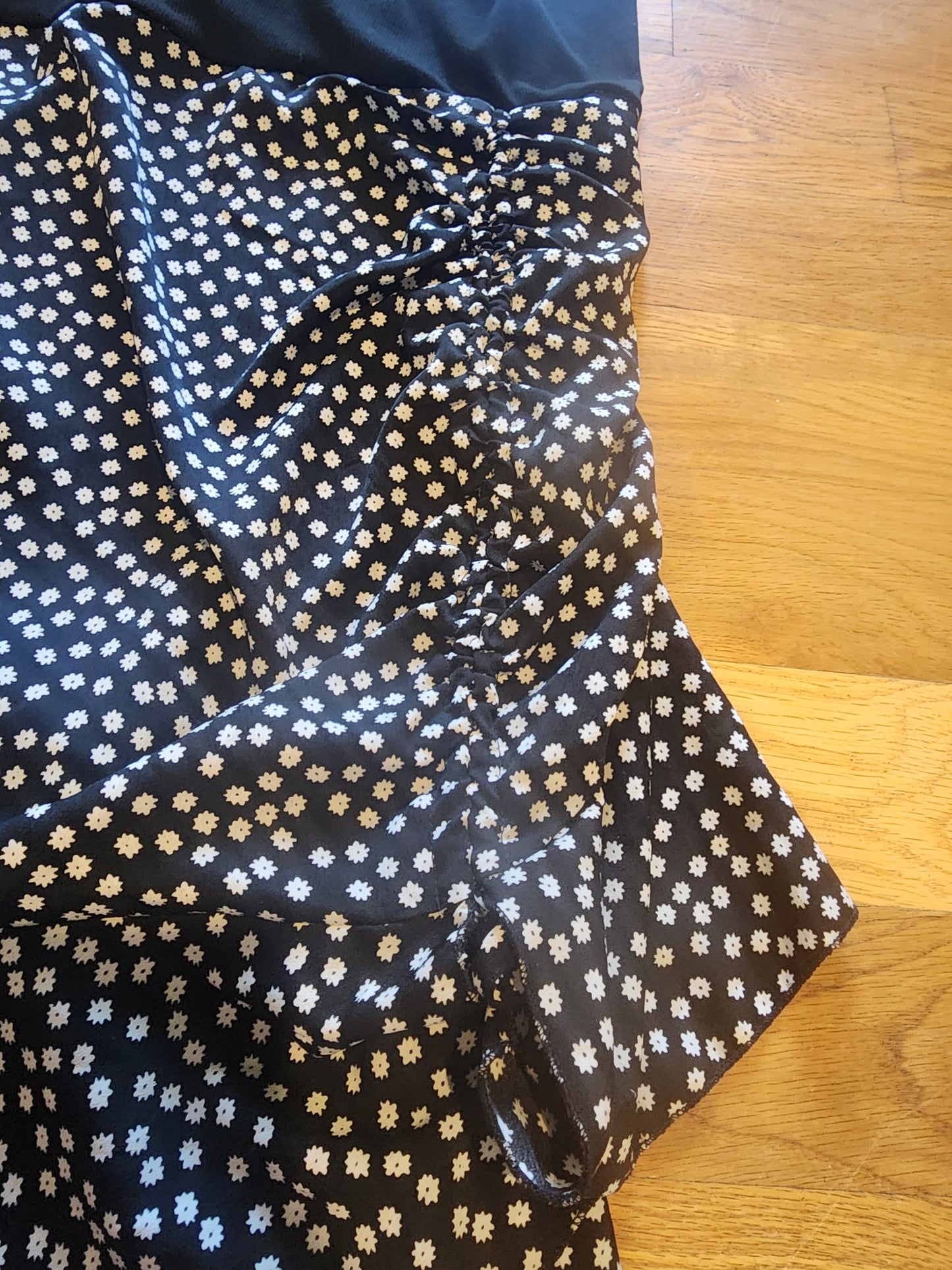 SHEIN Frenchy Women's Small Floral Splicing Ruffle Drawstring Hem Dress Summer size 20