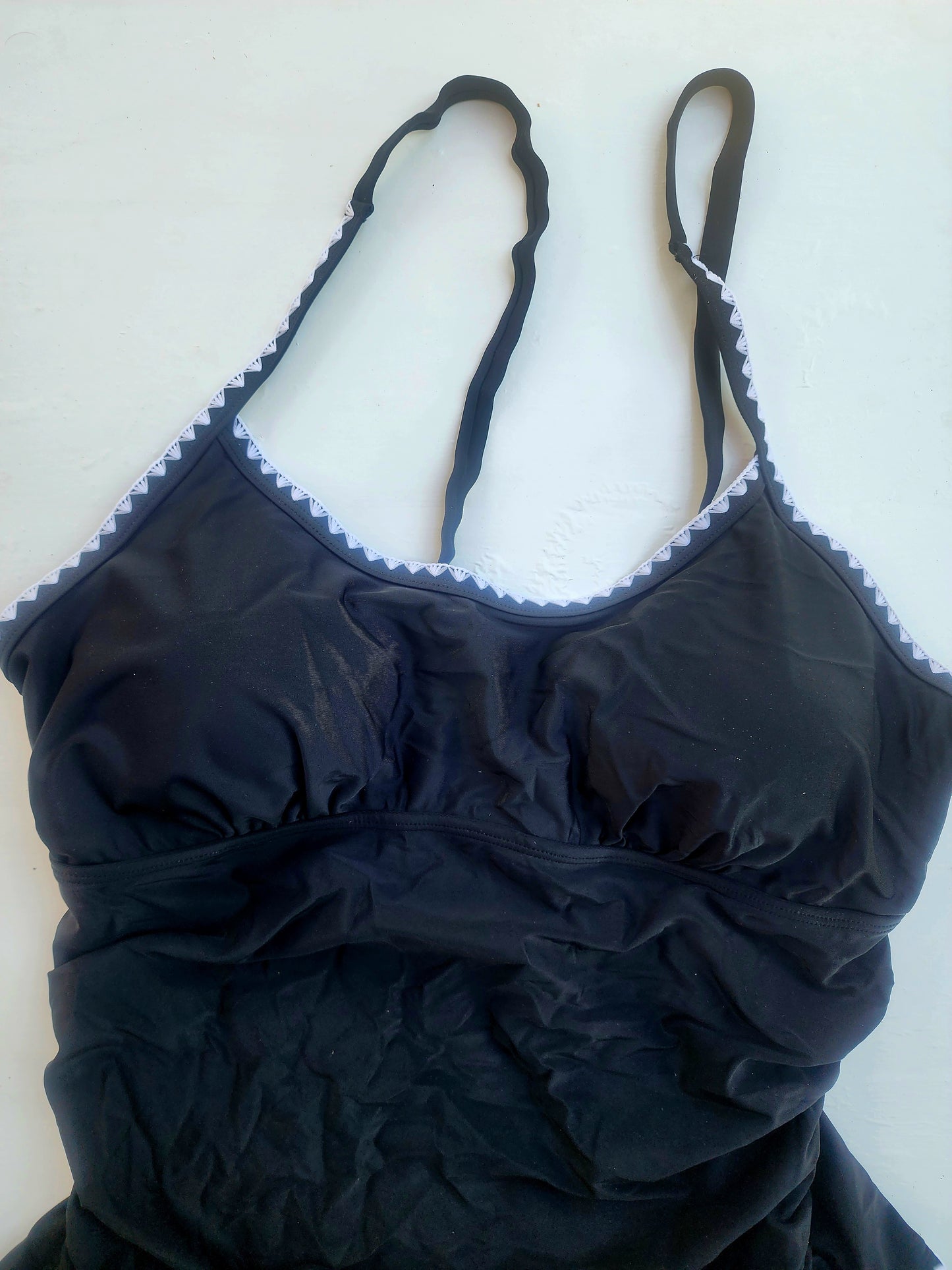 Eomenie Women's One Piece Swimsuit Tummy Control Slimming Bathing Suit Ruched Swimwear Tie Back Shell Stitch Swim Suit